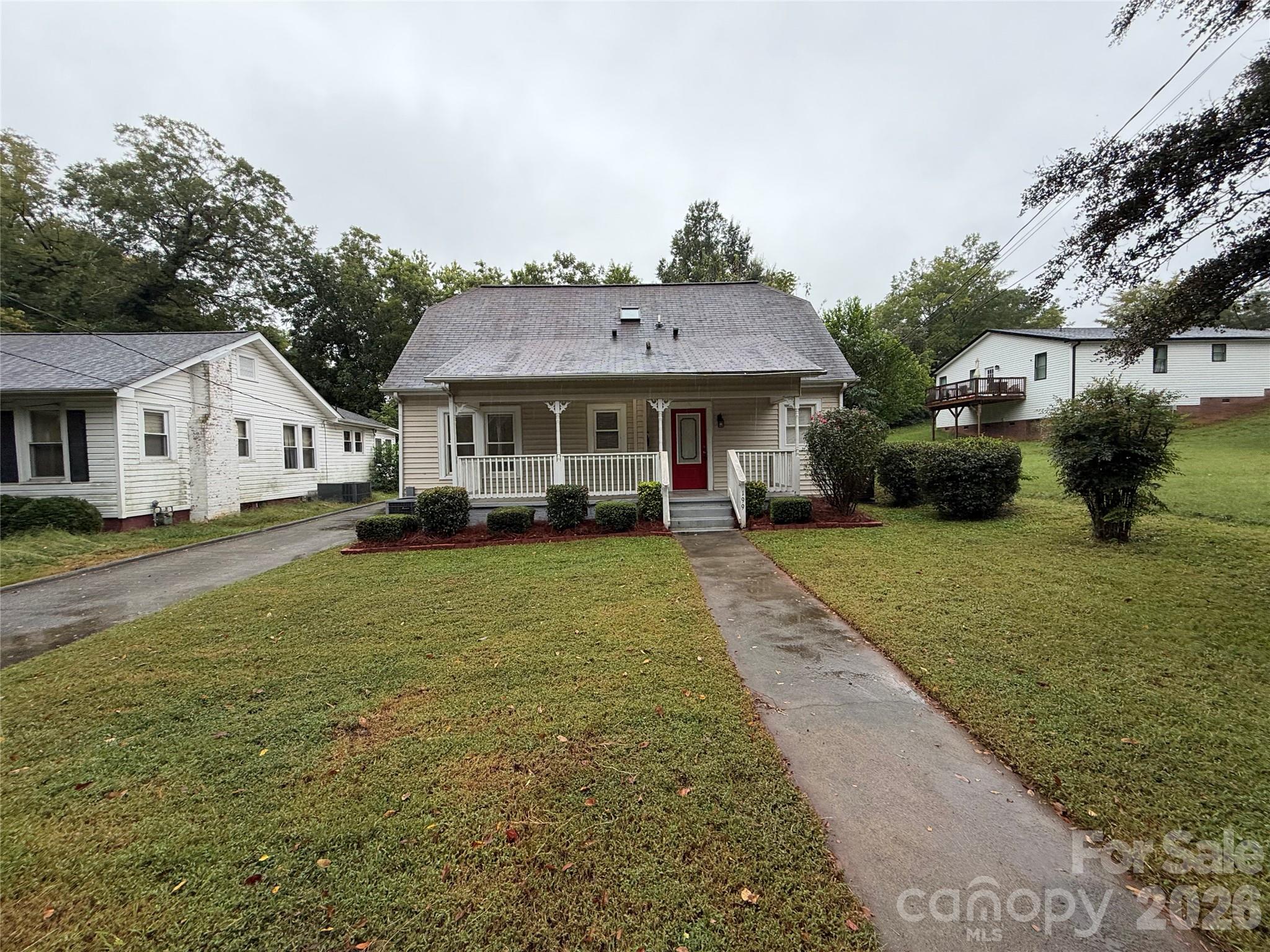 199 Vance Drive NE