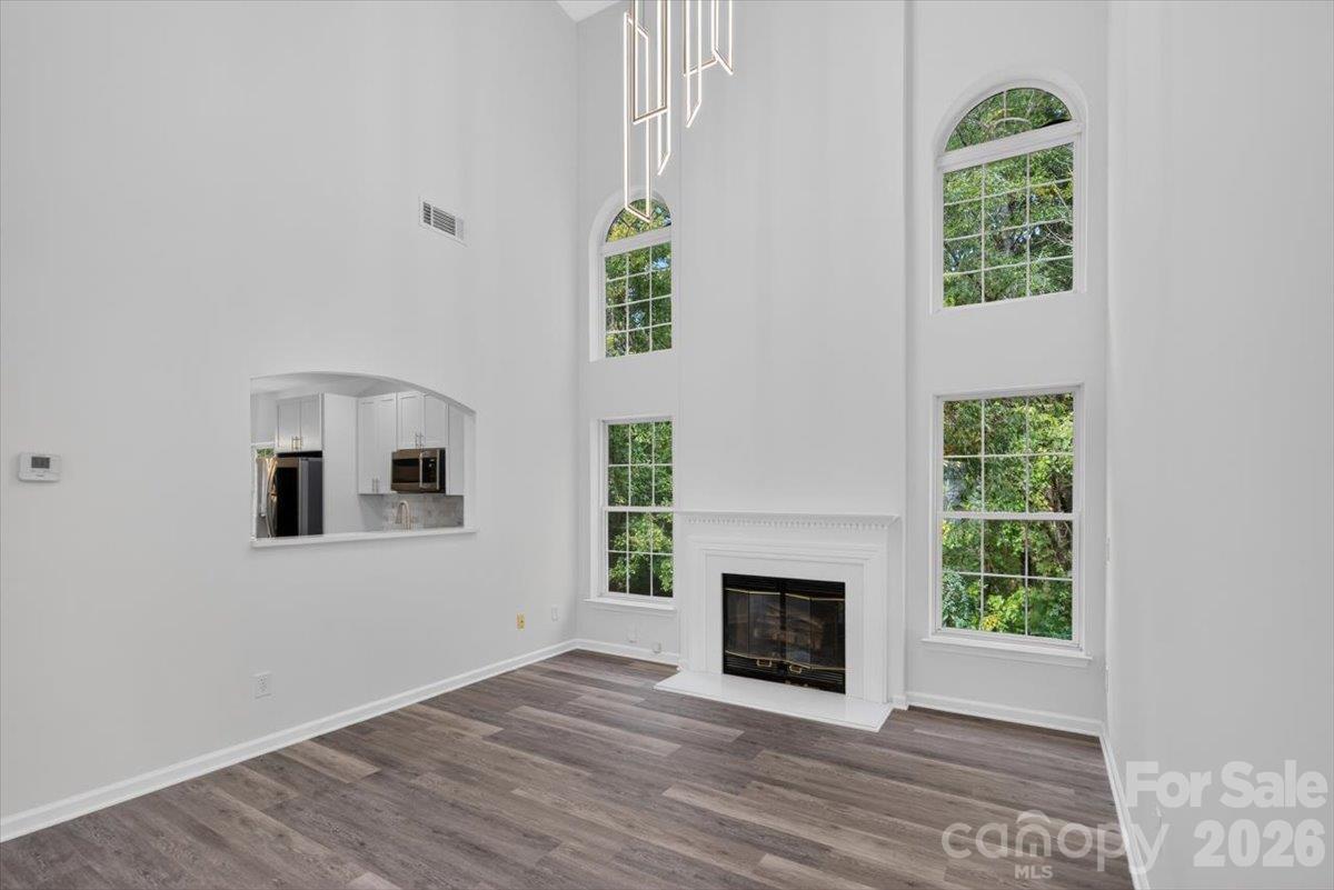 Single Family Residence at 2536 Thornfield Road, Charlotte, photo 11 of 39