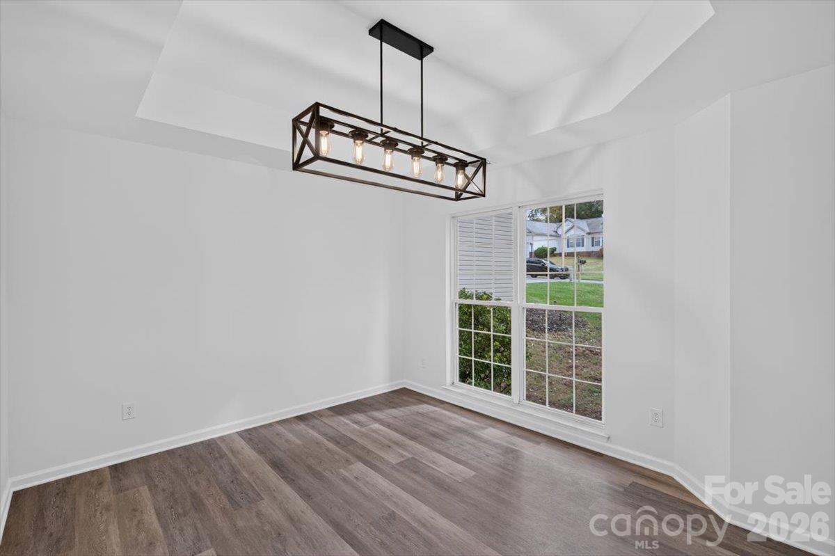 Single Family Residence at 2536 Thornfield Road, Charlotte, photo 13 of 39