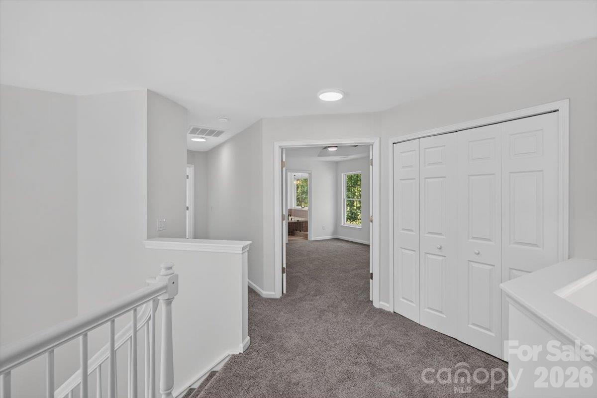 Single Family Residence at 2536 Thornfield Road, Charlotte, photo 21 of 39