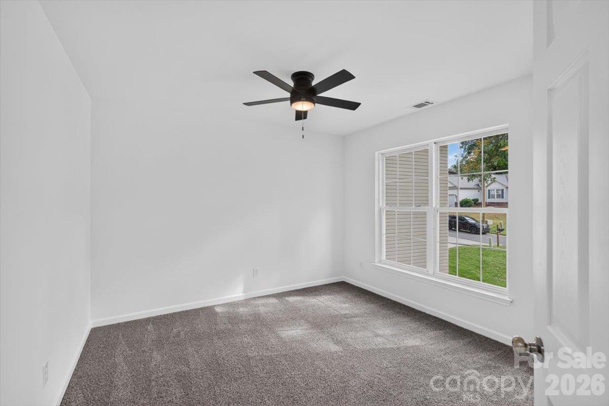 Single Family Residence at 2536 Thornfield Road, Charlotte, photo 22 of 39