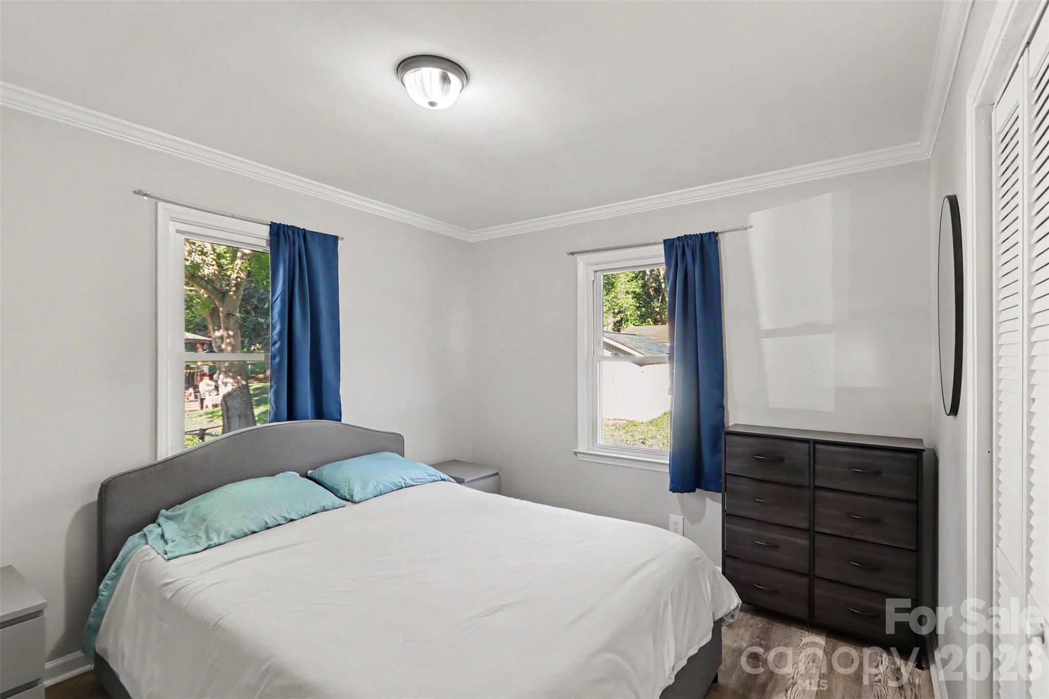 Single Family Residence at 115 Adcock Street, Belmont, photo 34 of 45