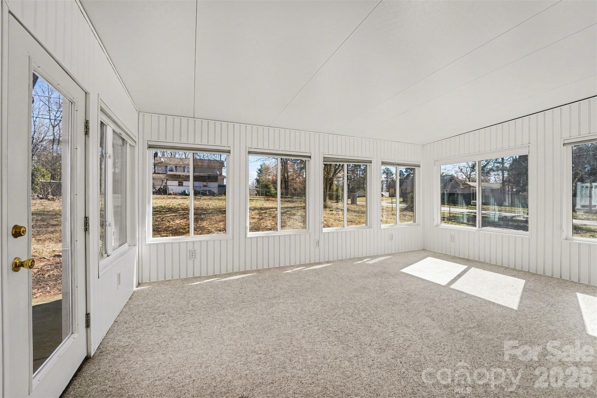 Sunroom - 1140 Fieldstone Road, Mooresville