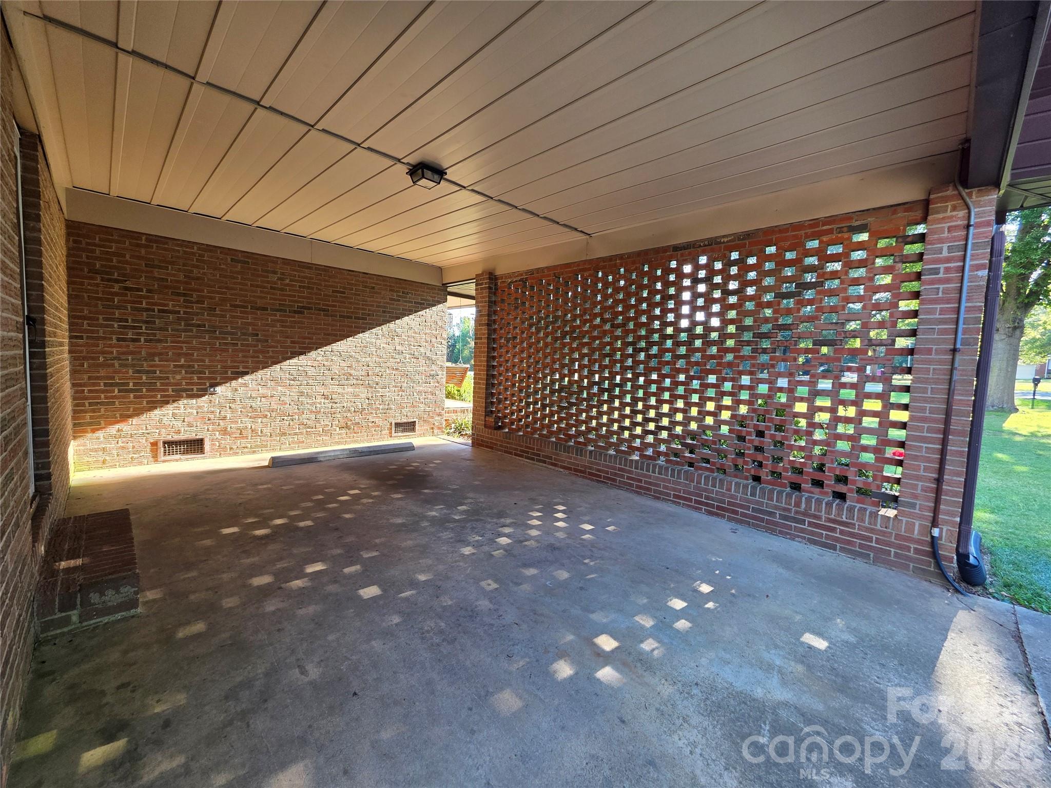 Single Family Residence at 4106 Dallas High Shoals Highway, Dallas, photo 3 of 26