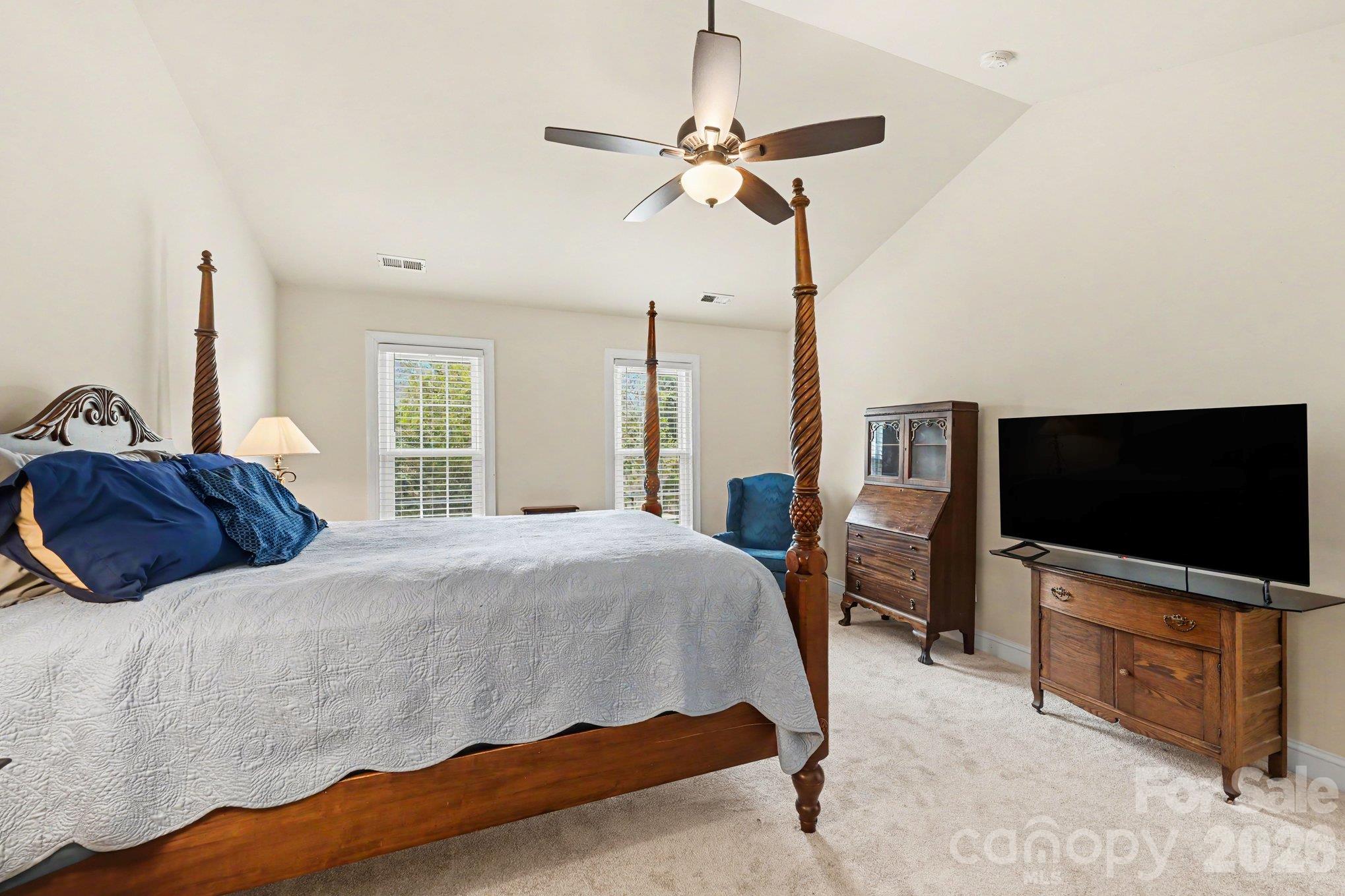Single Family Residence at 1418 Coachman Drive, Waxhaw, photo 19 of 47