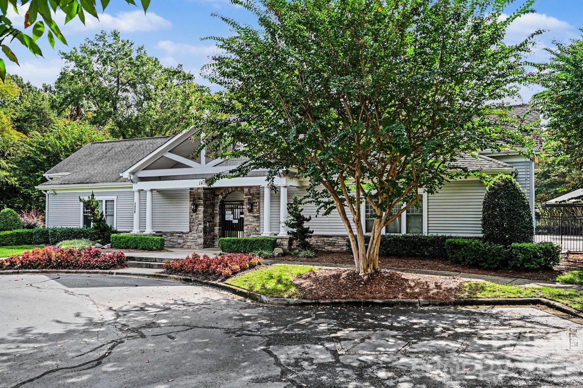 CLUB HOUSE 1 - 1418 Coachman Drive, Waxhaw