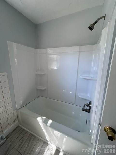 Single Family Residence at 1921 Cunningham Drive, Statesville, photo 4 of 8