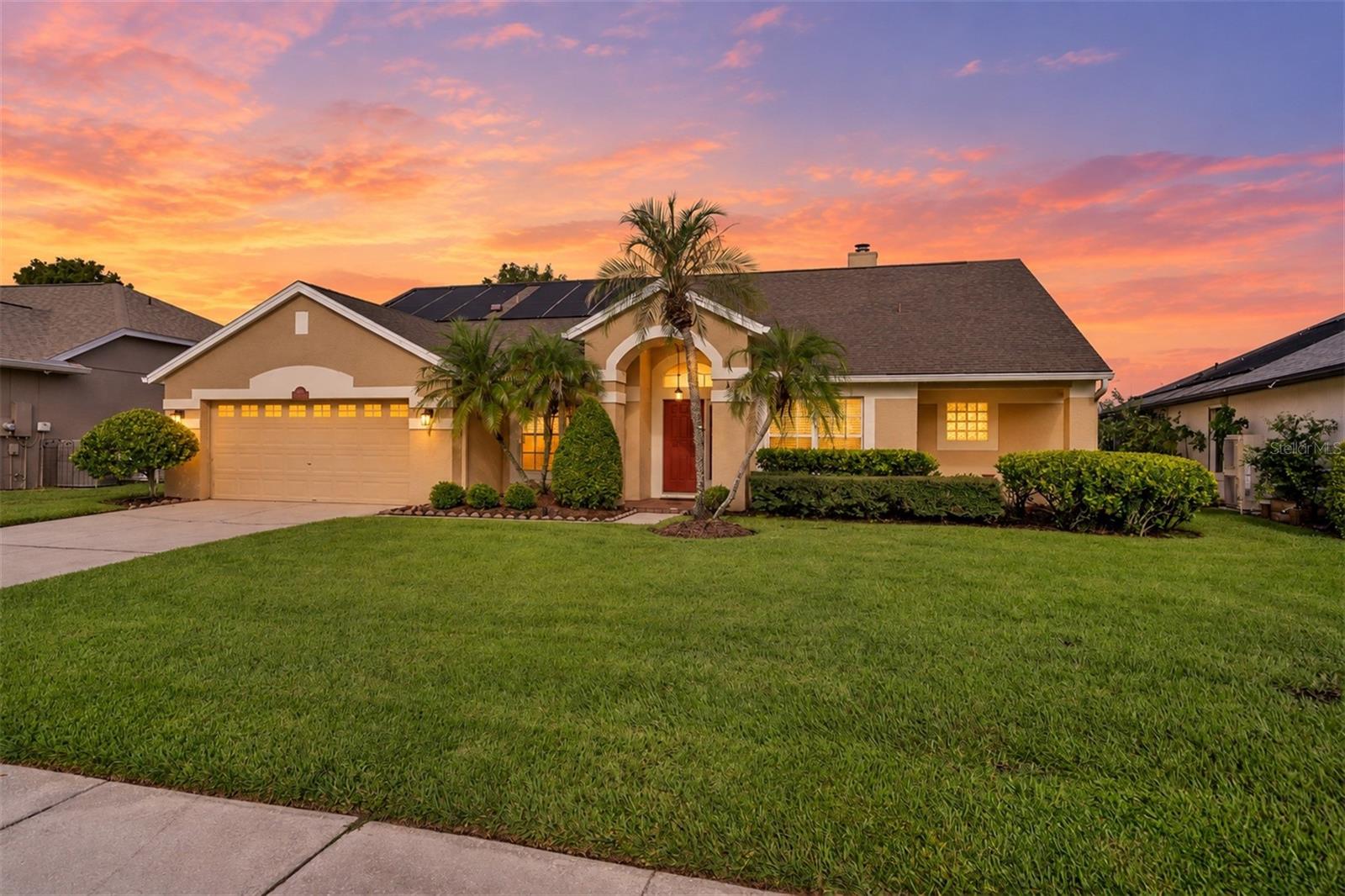 13715 BLUEWATER CIR