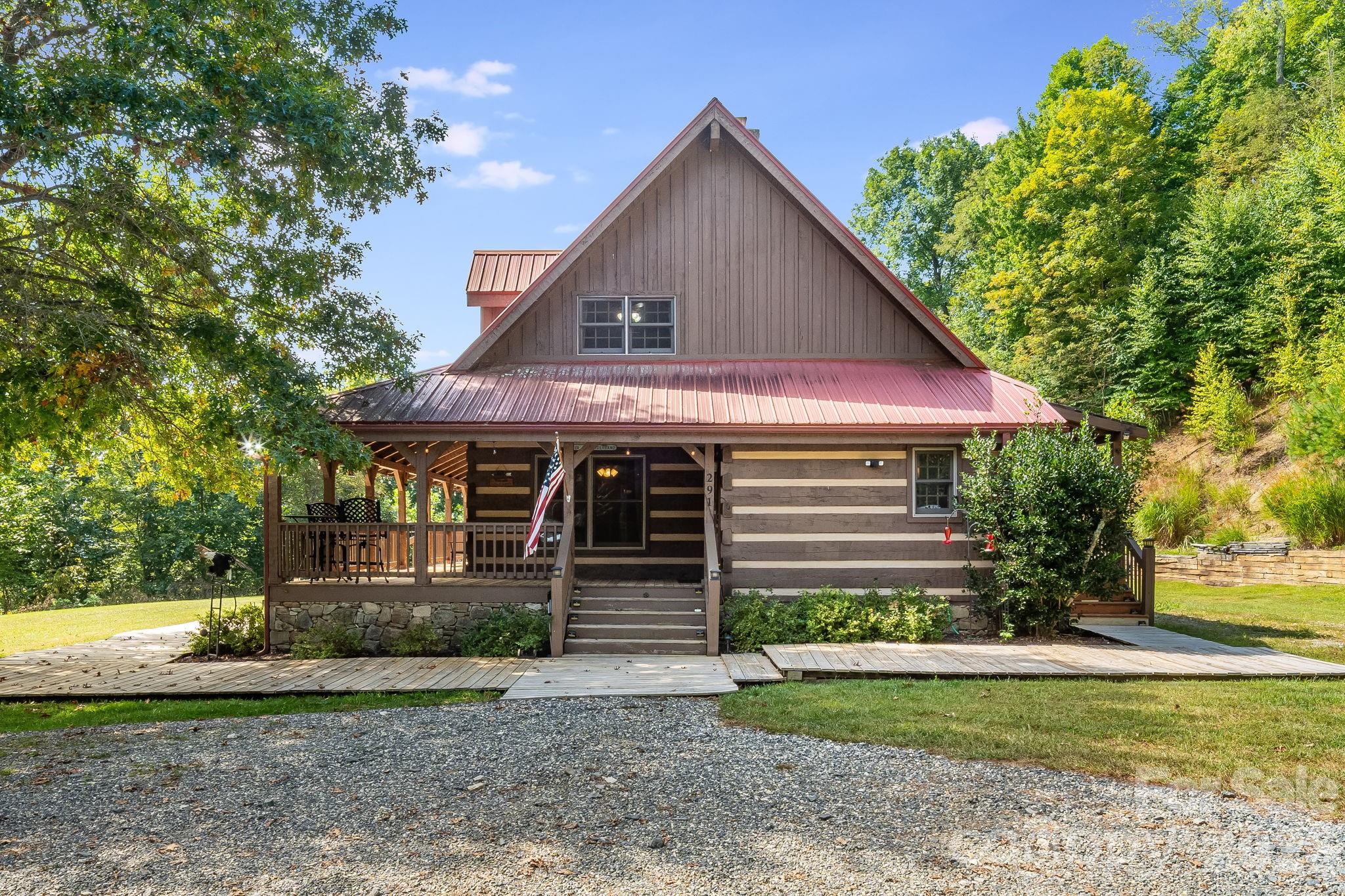 Single Family Residence at 291 Haw View Drive, Mars Hill, photo 7 of 46