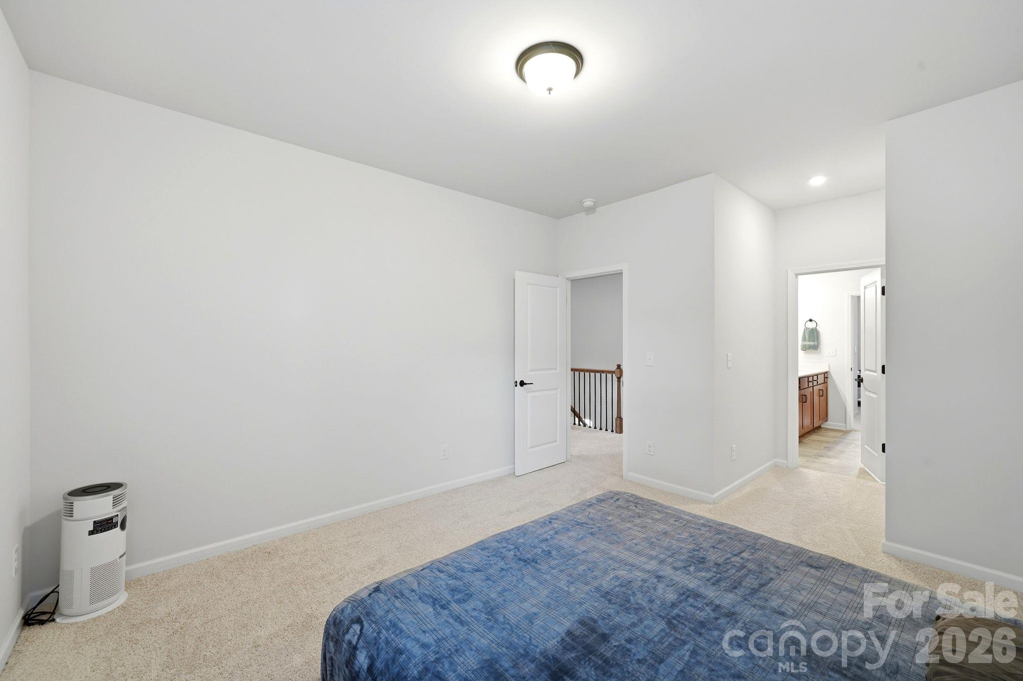 Single Family Residence at 6109 Sunspear Lane, Charlotte, photo 33 of 43