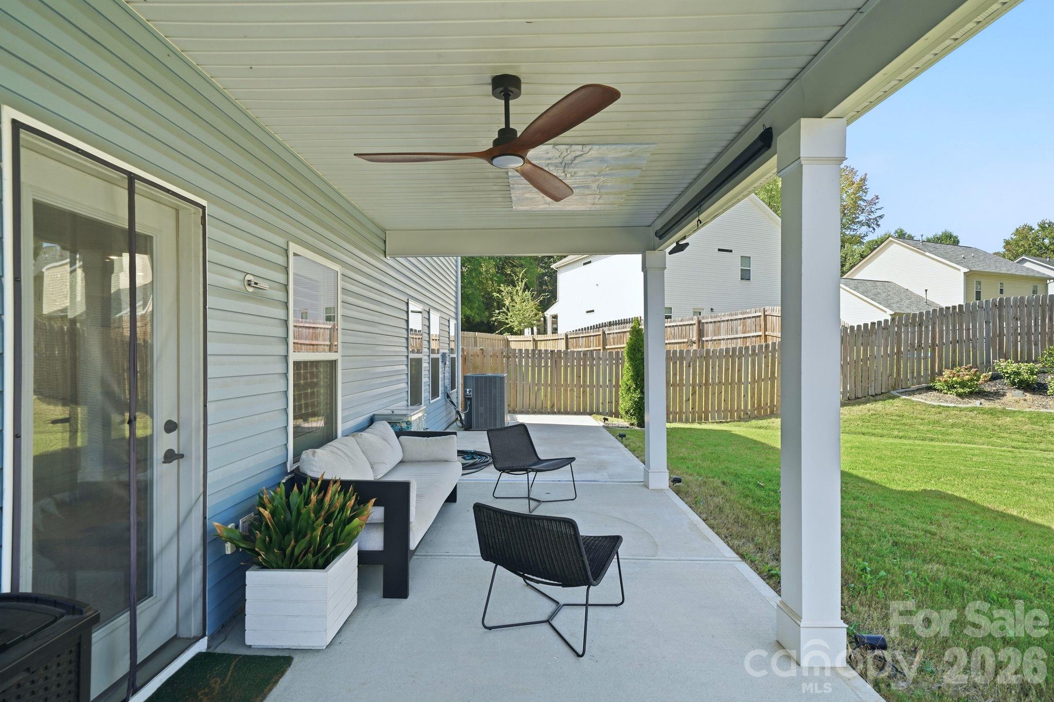 Single Family Residence at 6109 Sunspear Lane, Charlotte, photo 28 of 43