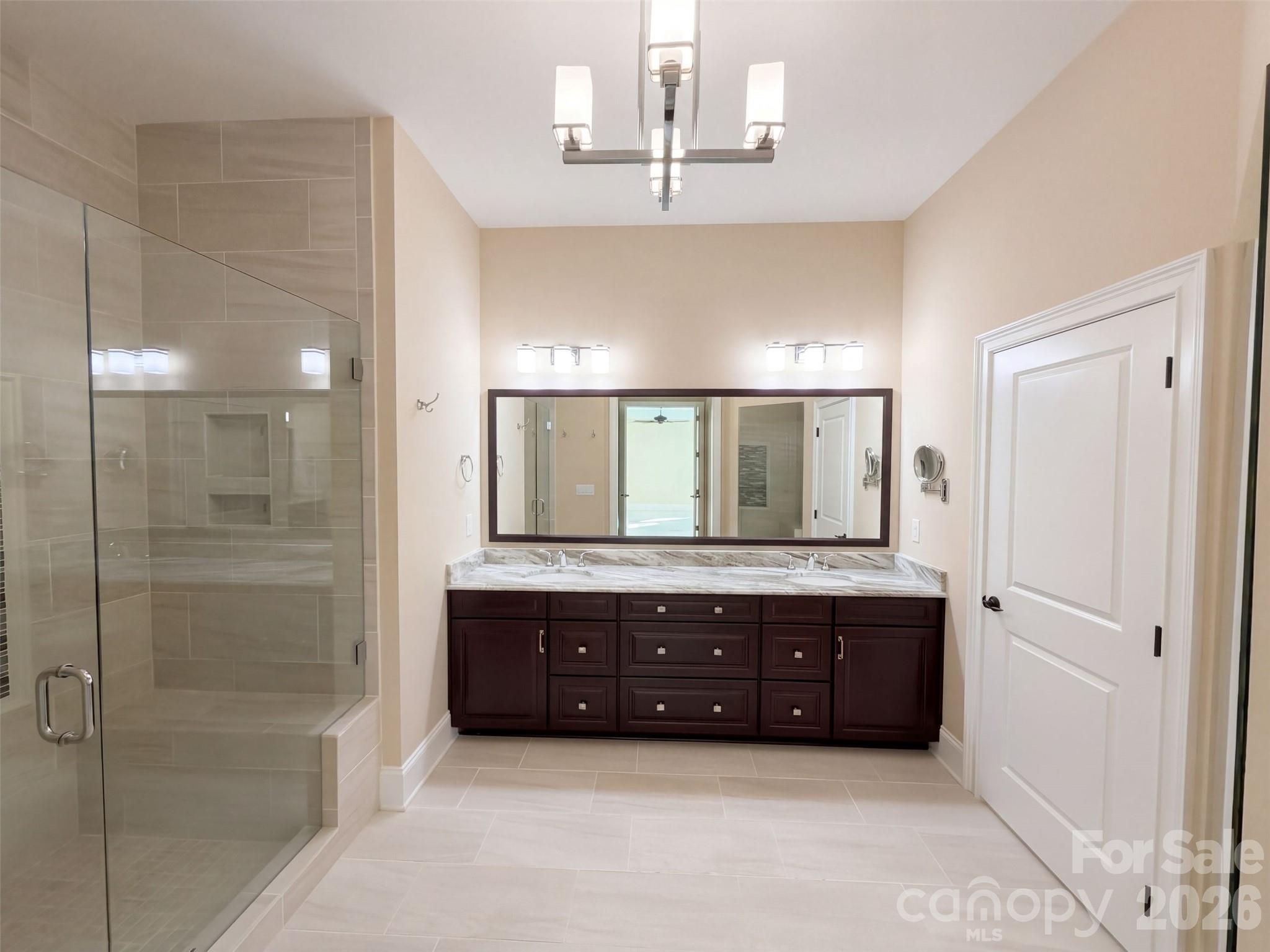 Single Family Residence at 14629 Glen Valley Court, Charlotte, photo 15 of 31