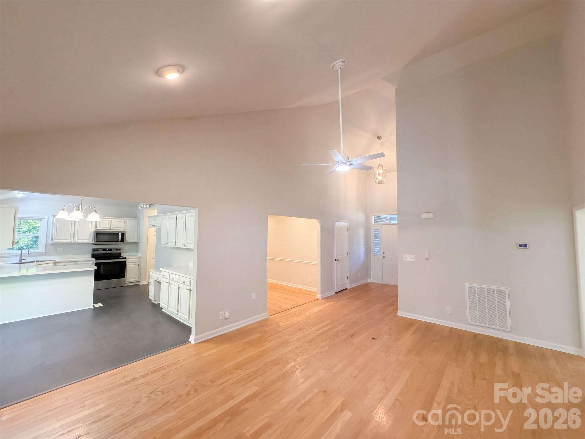 Single Family Residence at 1104 Thoroughbred Place NW, Concord, photo 8 of 17