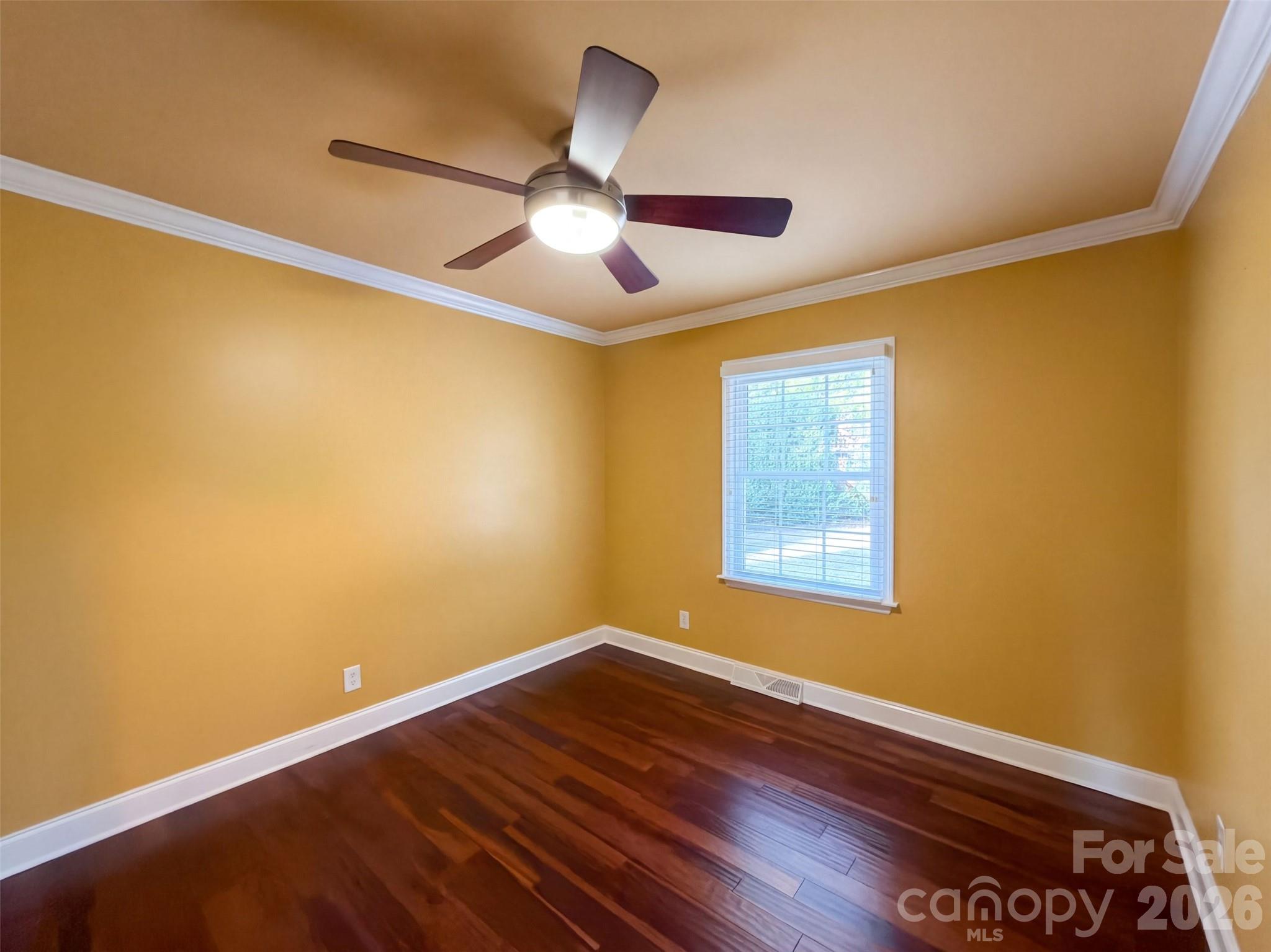 Single Family Residence at 201 Wainsley Place, Matthews, photo 12 of 28