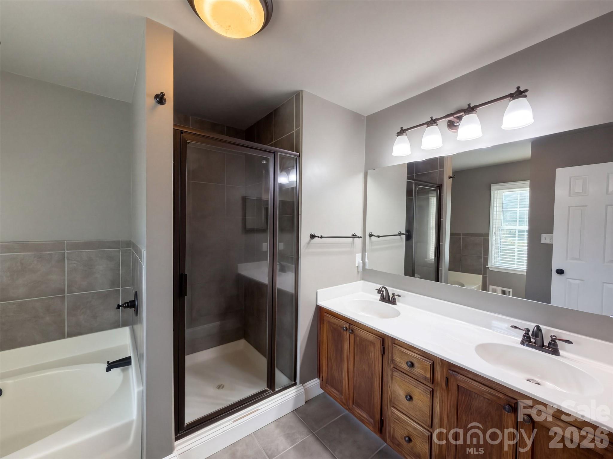 Single Family Residence at 201 Wainsley Place, Matthews, photo 21 of 28