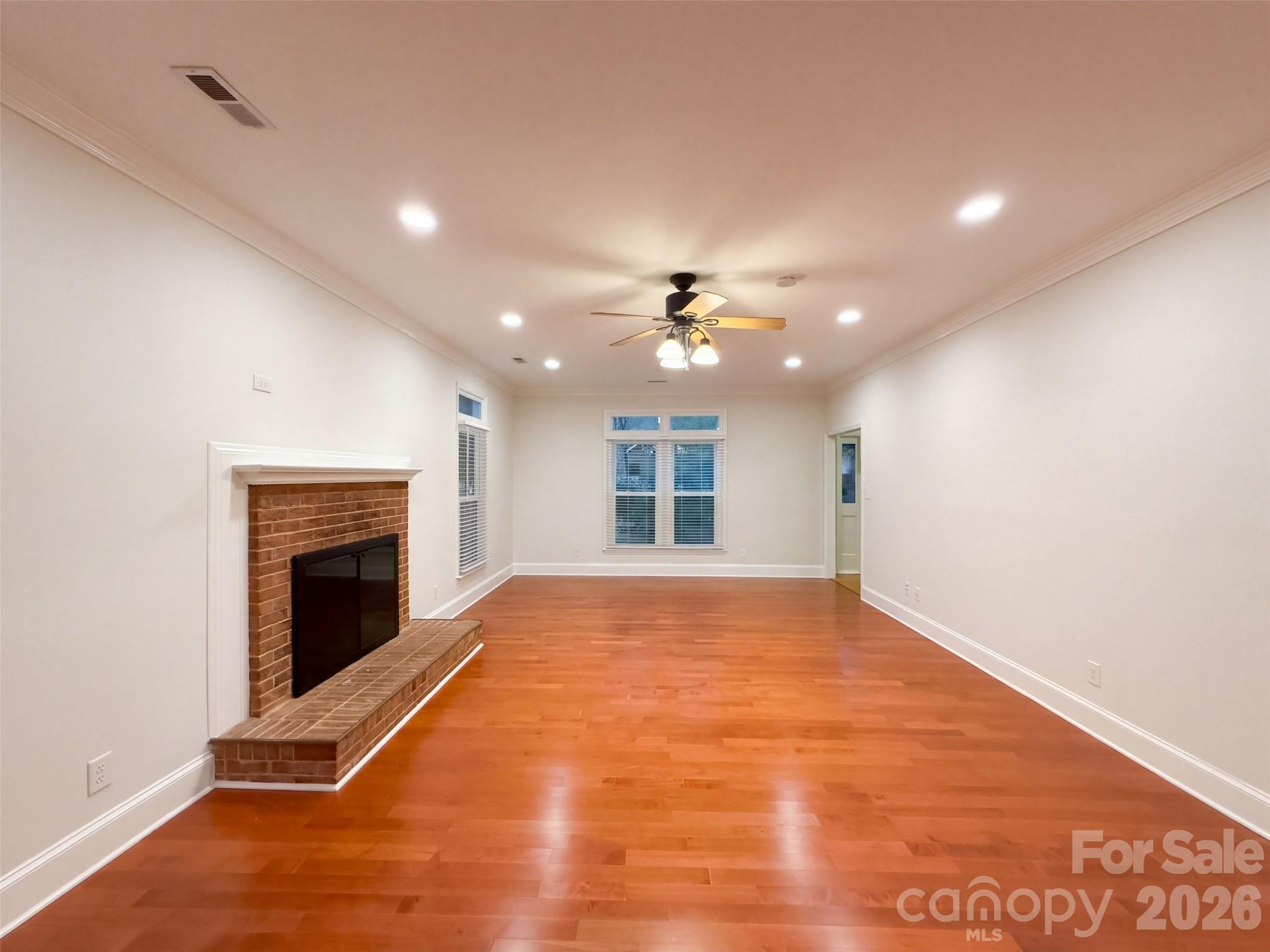 Single Family Residence at 2315 Heathershire Lane, Matthews, photo 6 of 28