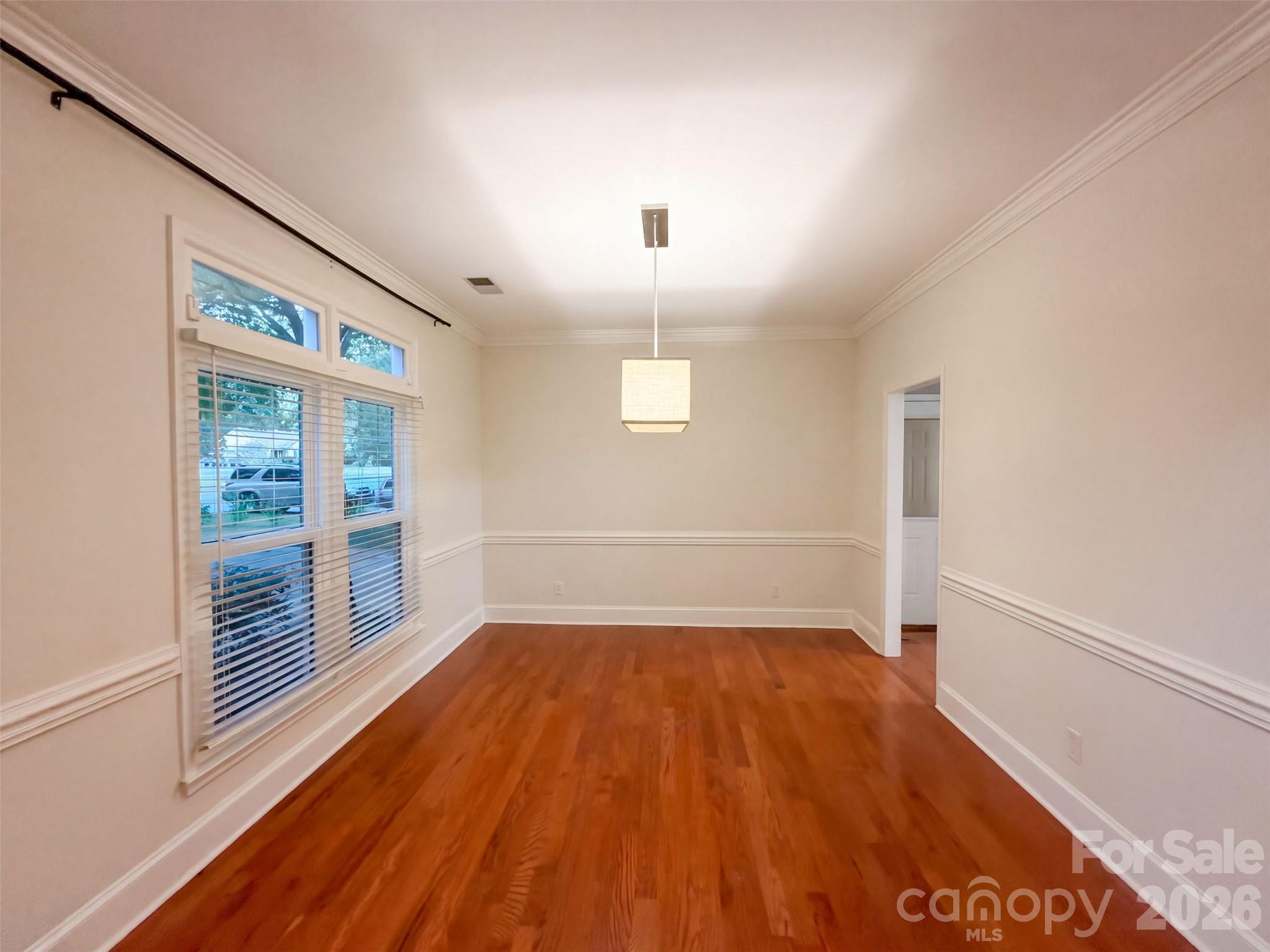 Single Family Residence at 2315 Heathershire Lane, Matthews, photo 9 of 28