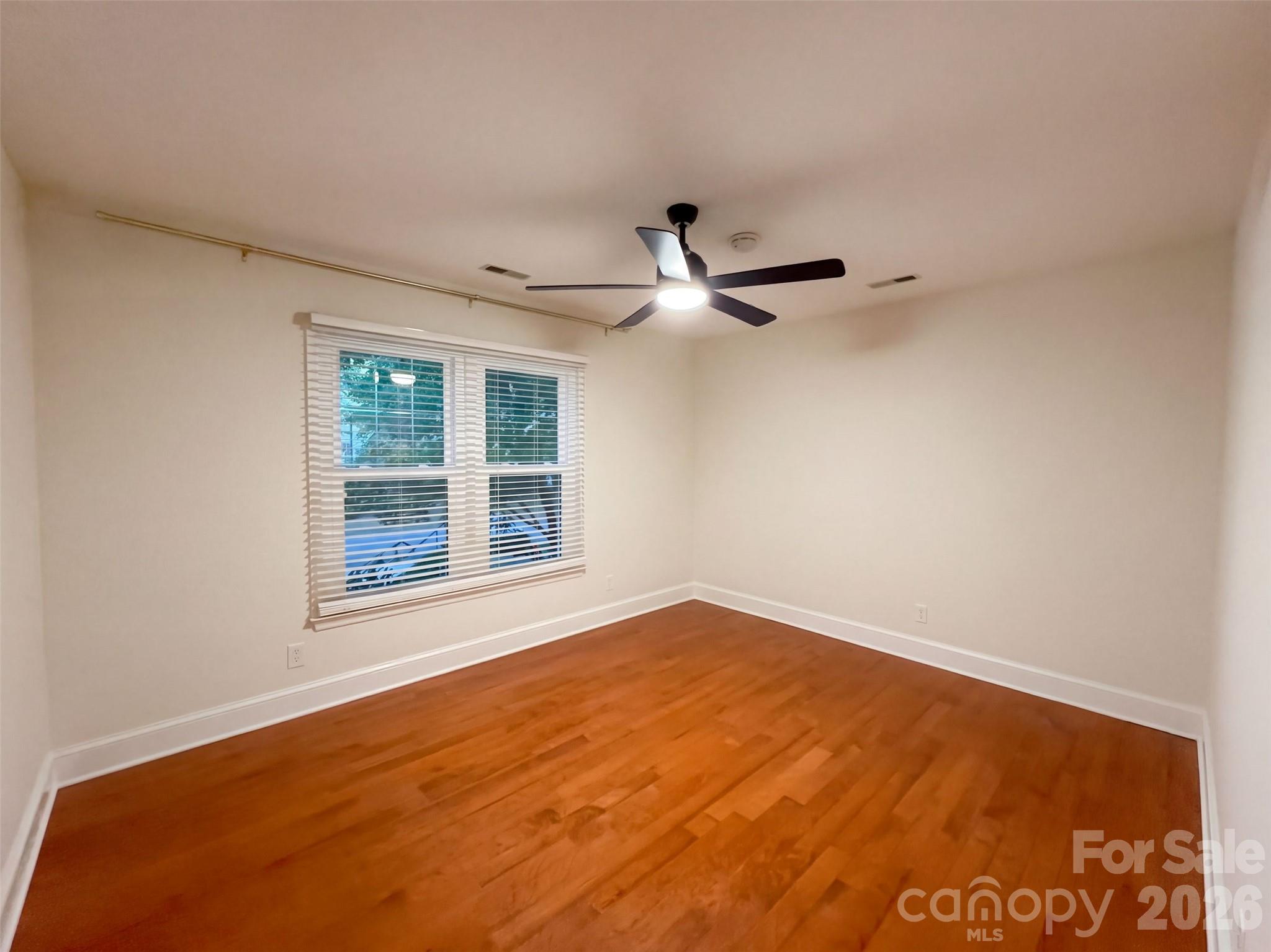 Single Family Residence at 2315 Heathershire Lane, Matthews, photo 17 of 28
