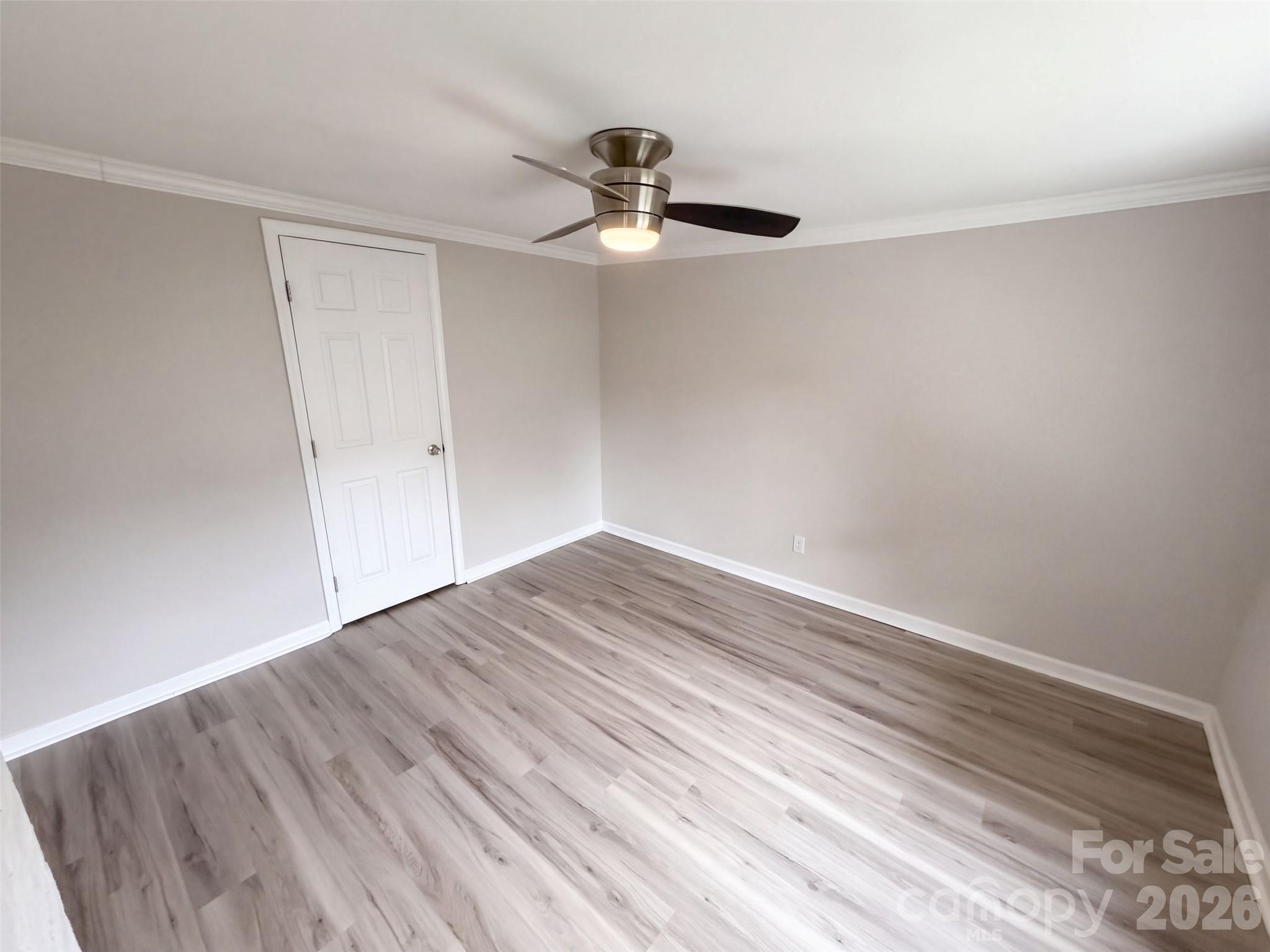 Single Family Residence at 103 Southside Circle, Lancaster, photo 4 of 11