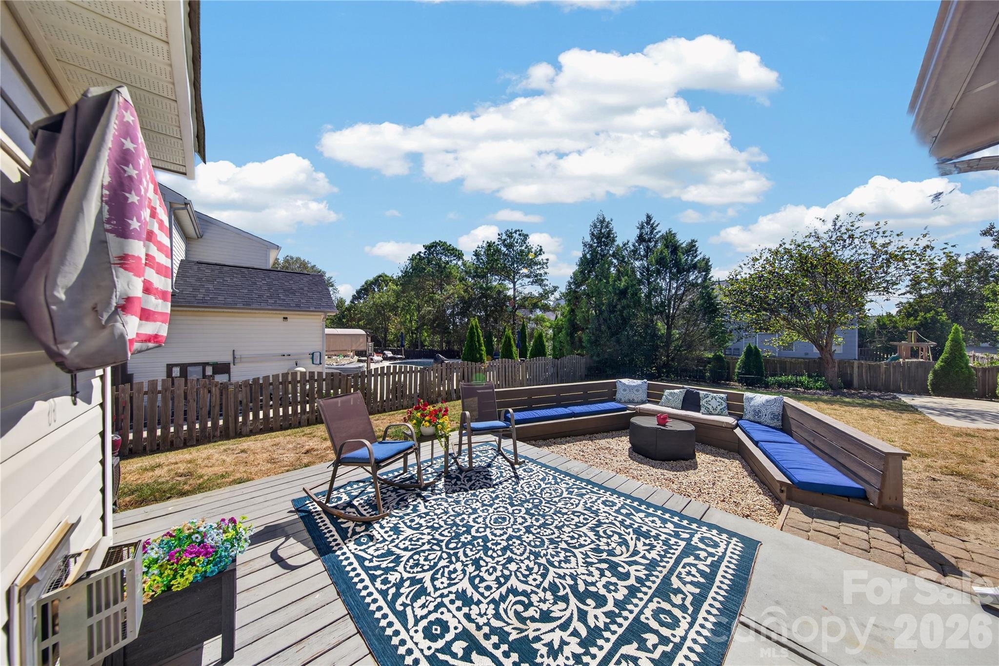 Backyard entertainment/seating area - 5725 Lindley Crescent Drive, Indian Trail