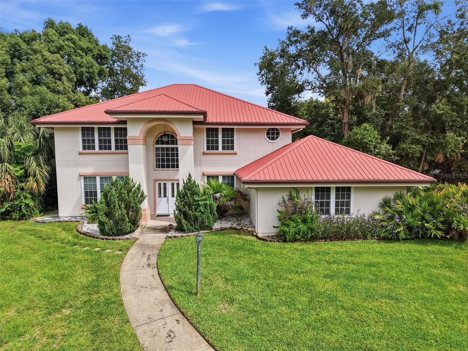 400 PINE TREE RD
