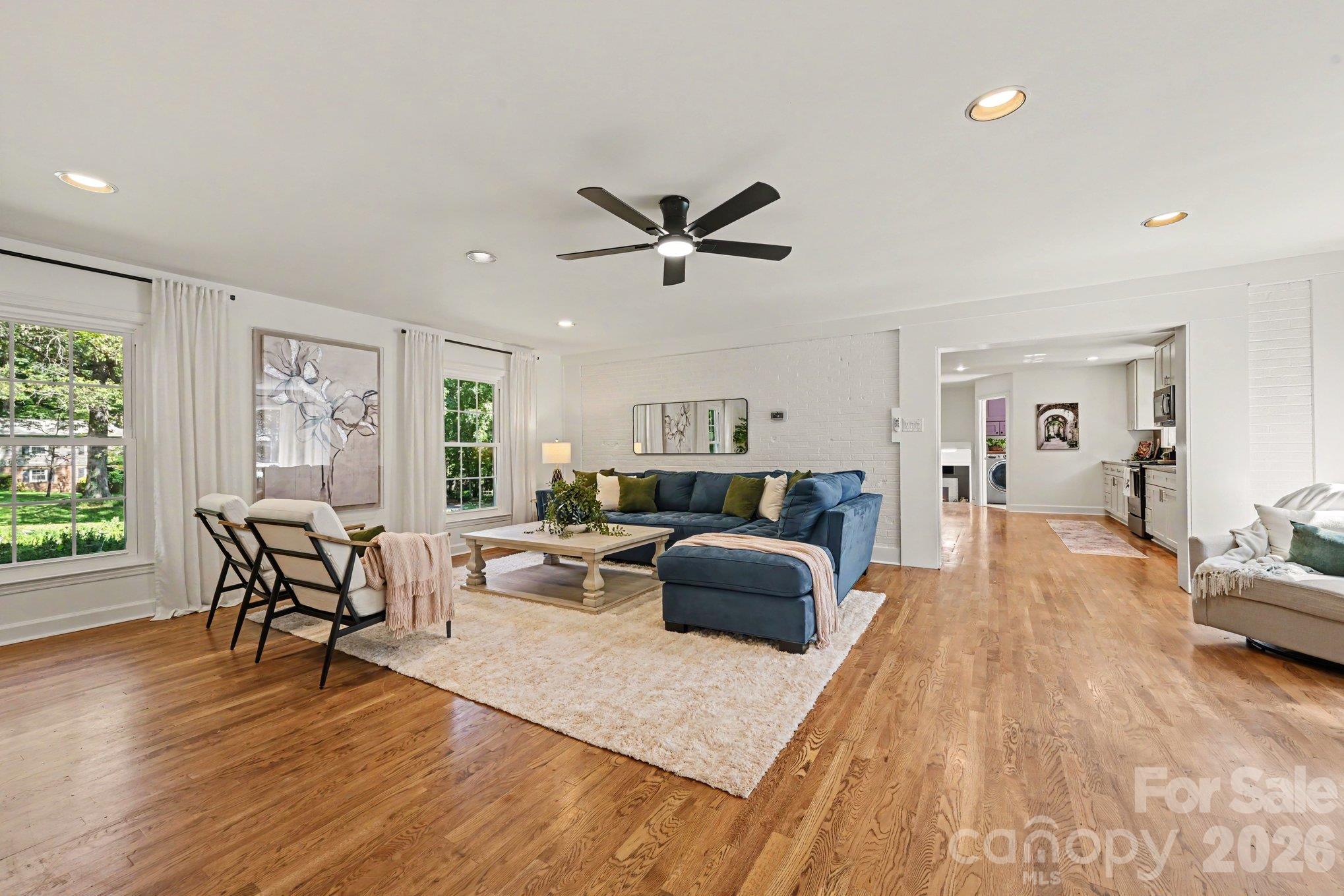 Single Family Residence at 2271 Ferncliff Road, Rock Hill, photo 2 of 21
