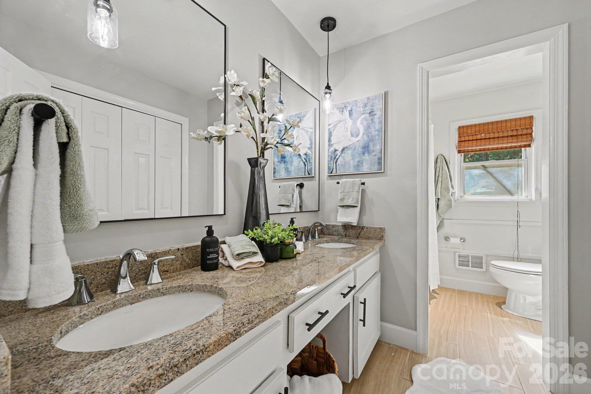 Single Family Residence at 2271 Ferncliff Road, Rock Hill, photo 10 of 21