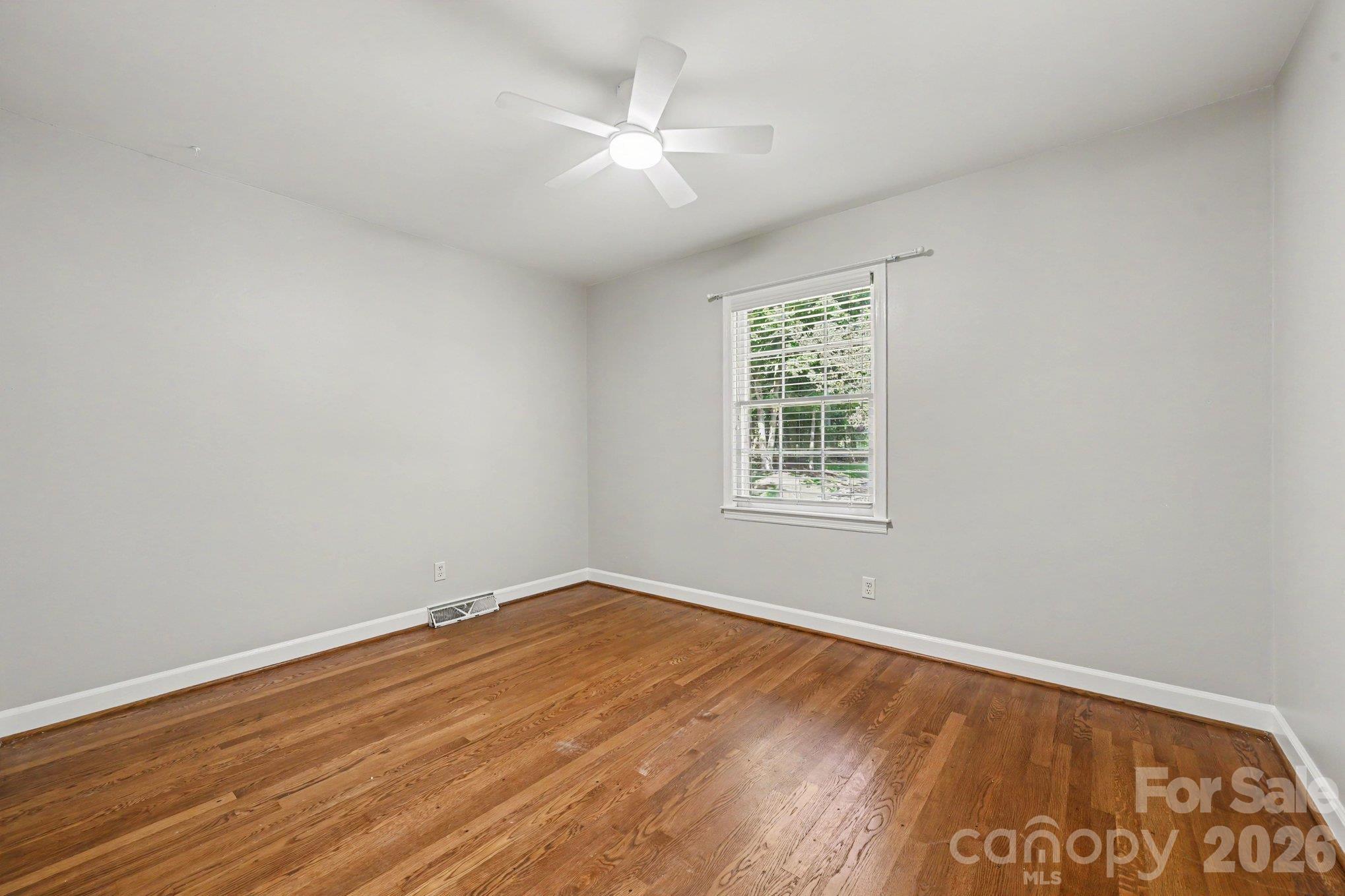 Single Family Residence at 2271 Ferncliff Road, Rock Hill, photo 11 of 21