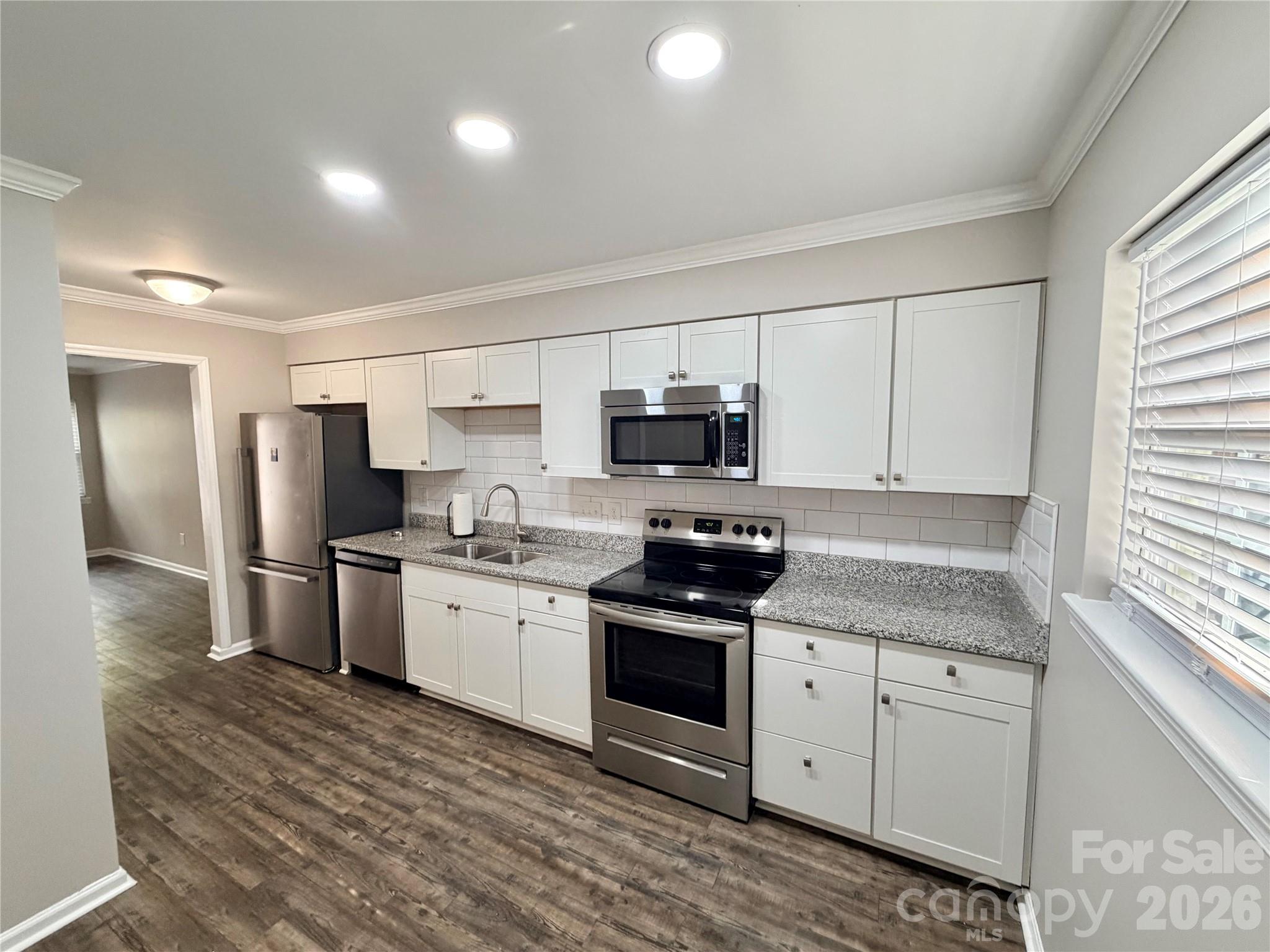 Kitchen - 11011 Hunter Trail Lane, Charlotte
