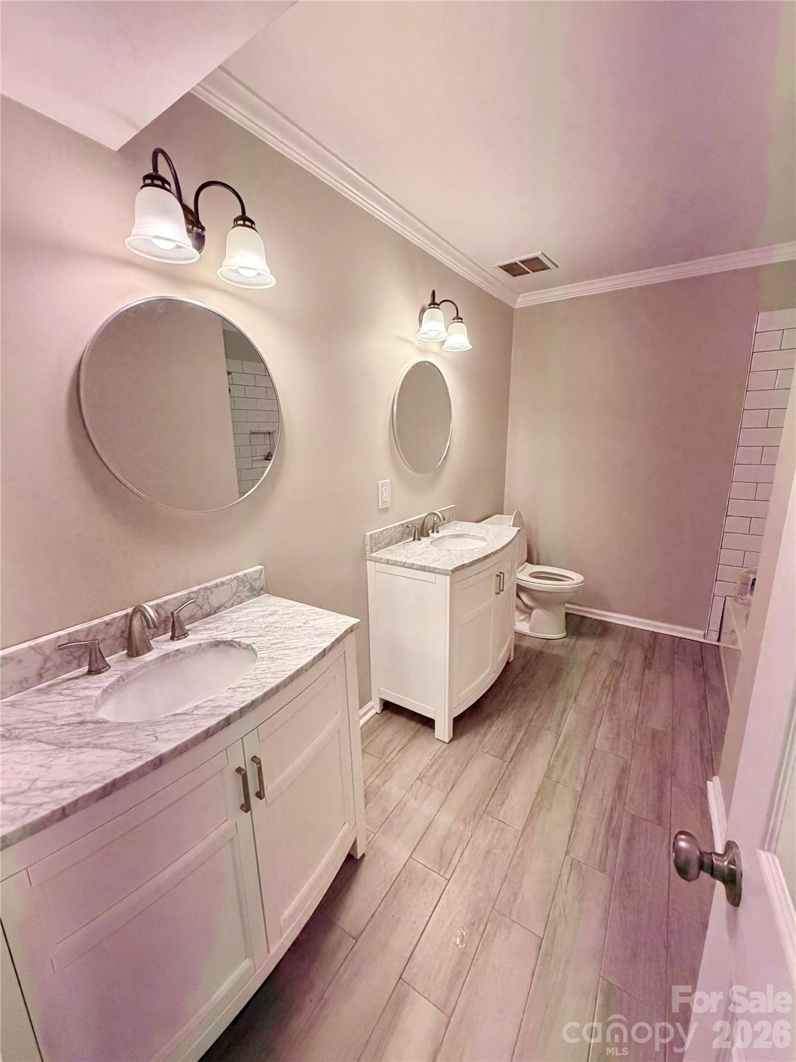 Full bath - 11011 Hunter Trail Lane, Charlotte