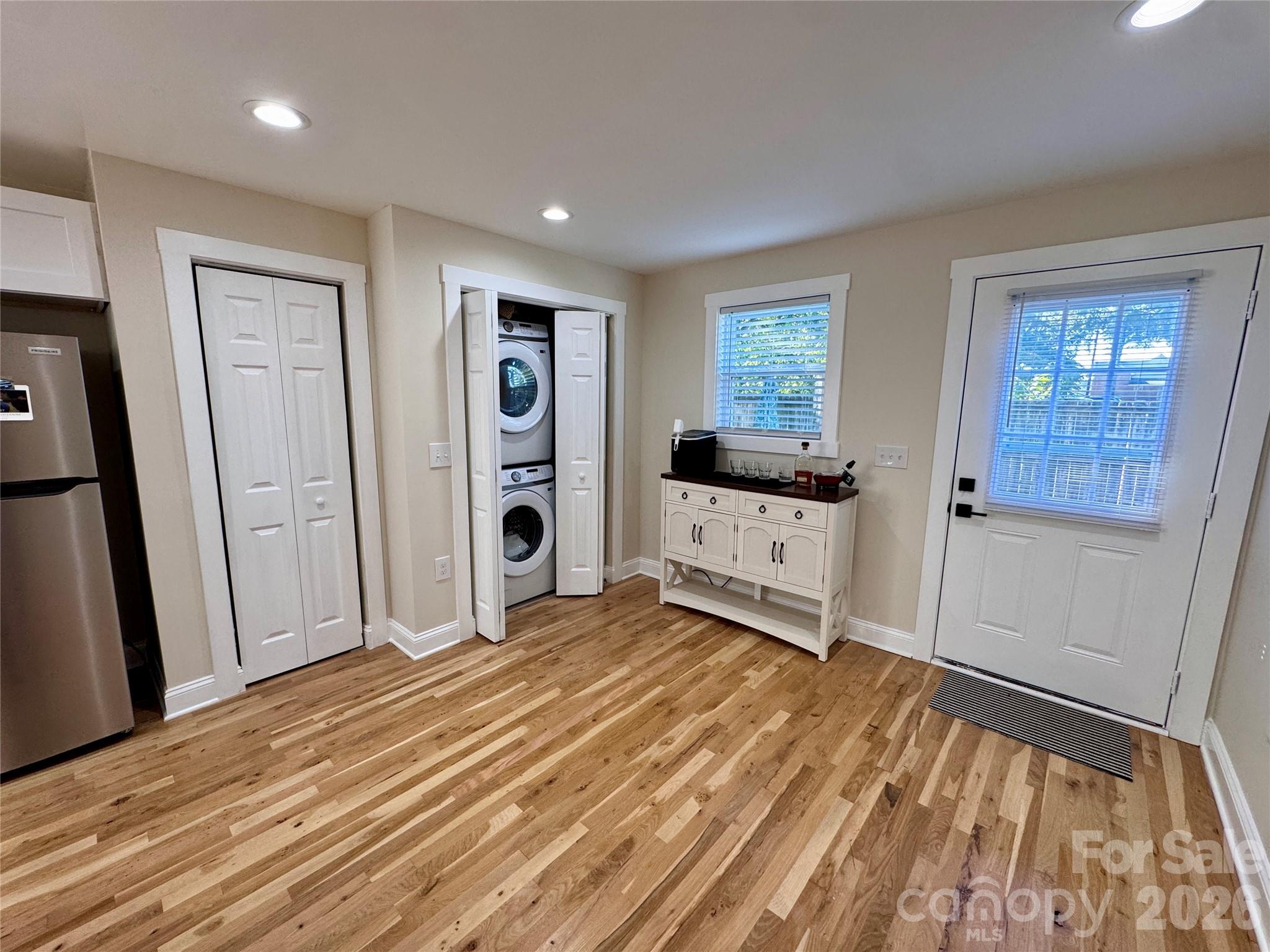 Single Family Residence at 613 Gum Street, Mooresville, photo 7 of 18