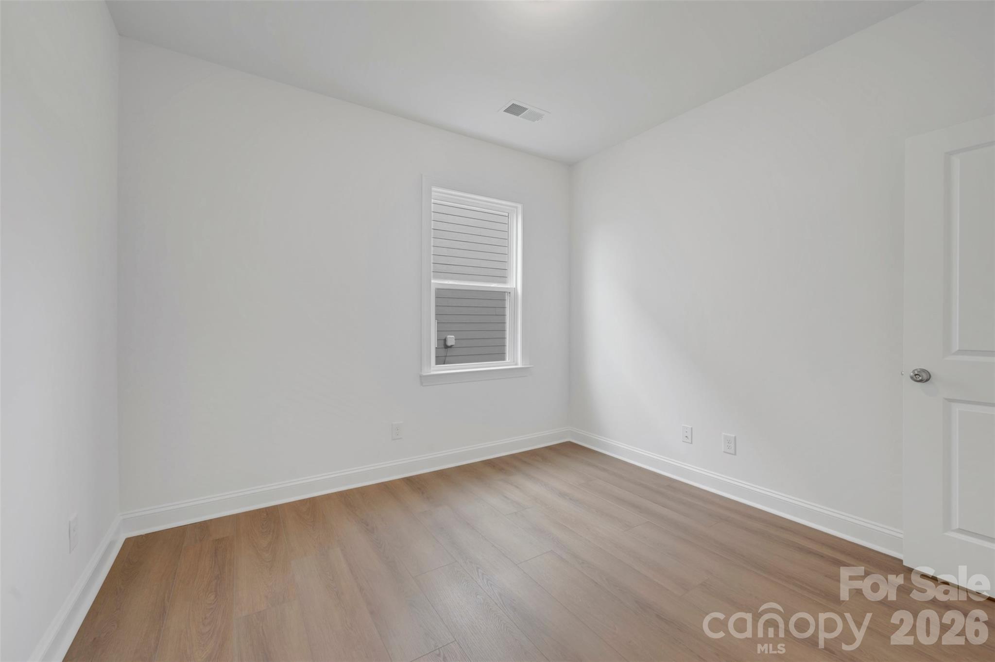 Secondary bedroom - 7120 Helmans Drive, Huntersville