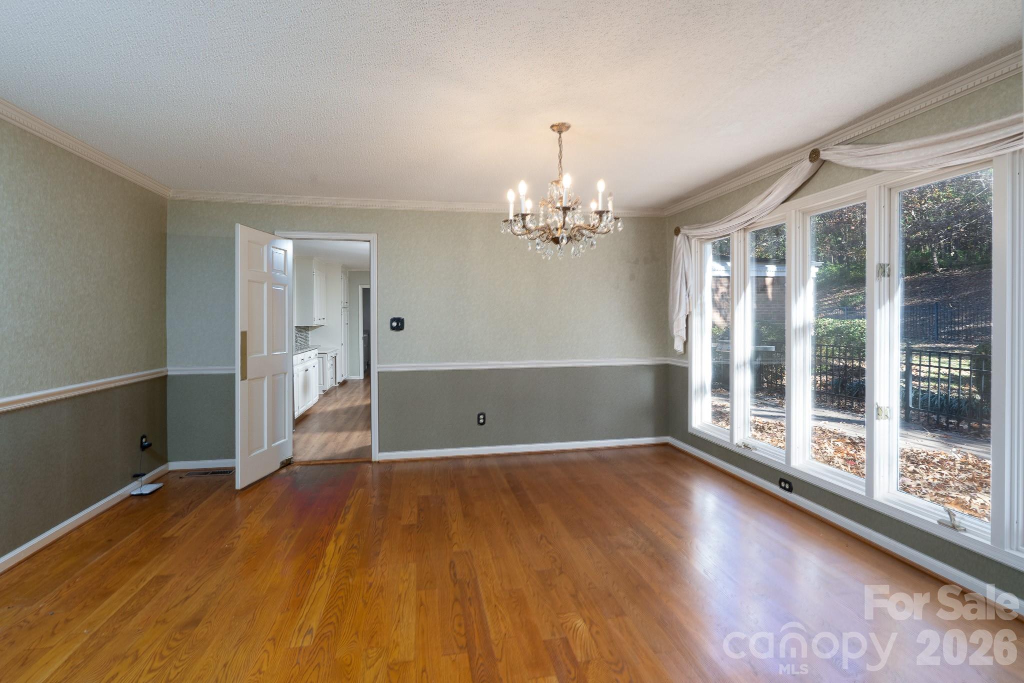 Single Family Residence at 758 Williamsburg Drive NE, Concord, photo 11 of 41