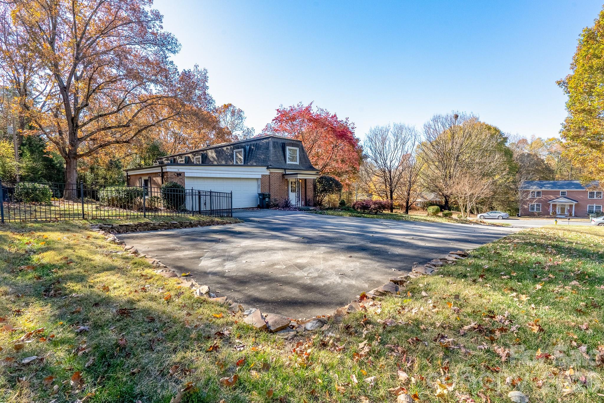 Single Family Residence at 758 Williamsburg Drive NE, Concord, photo 39 of 41