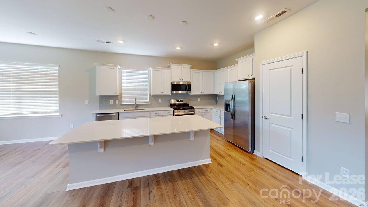 Single Family Residence at 139 Pampas Place, Statesville, photo 3 of 25