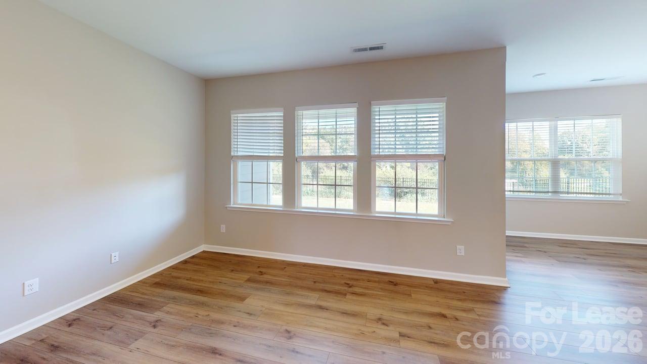 Single Family Residence at 139 Pampas Place, Statesville, photo 10 of 25