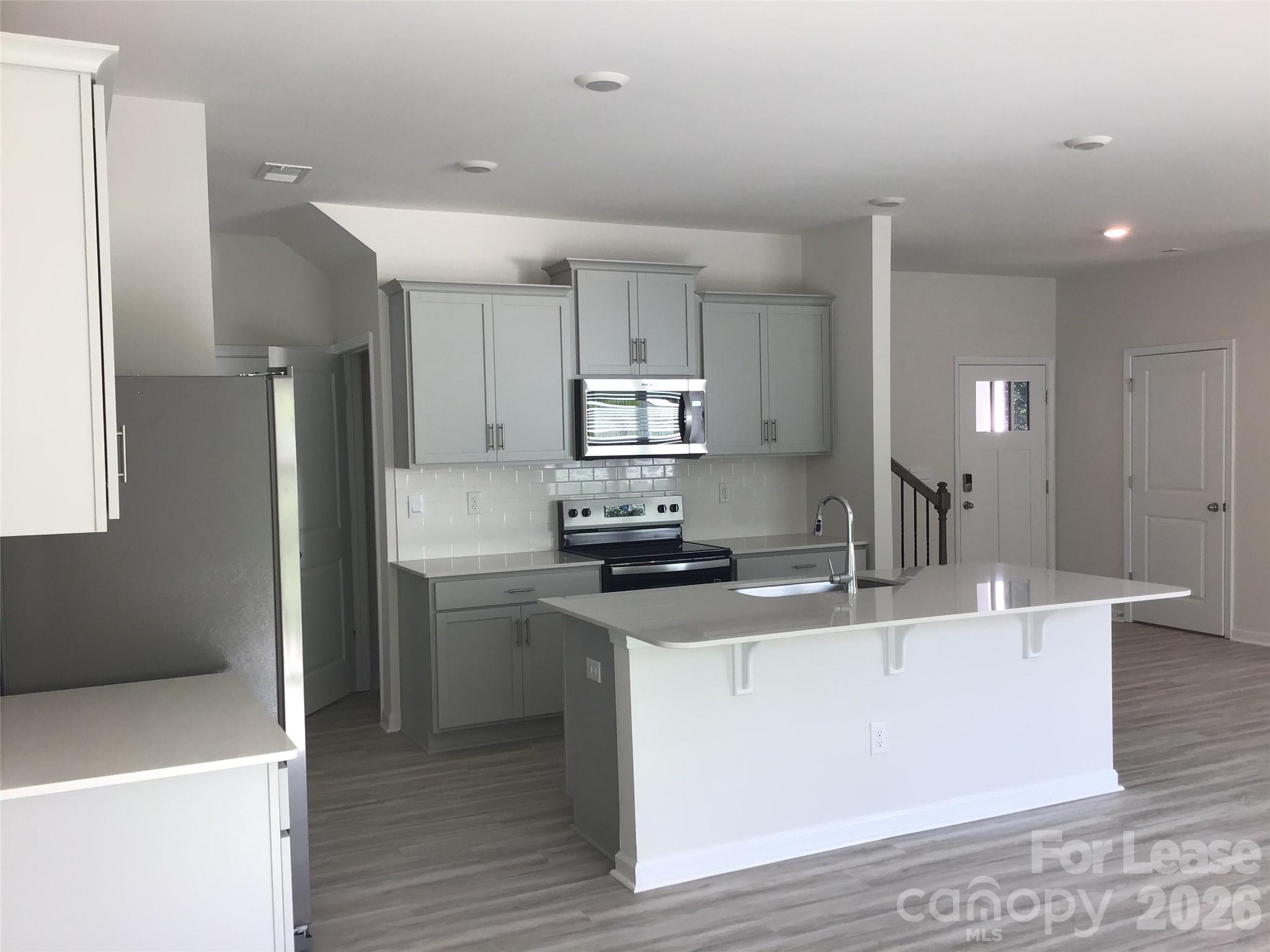 Single Family Residence at 1343 37th Avenue Lane NE, Hickory, photo 3 of 11