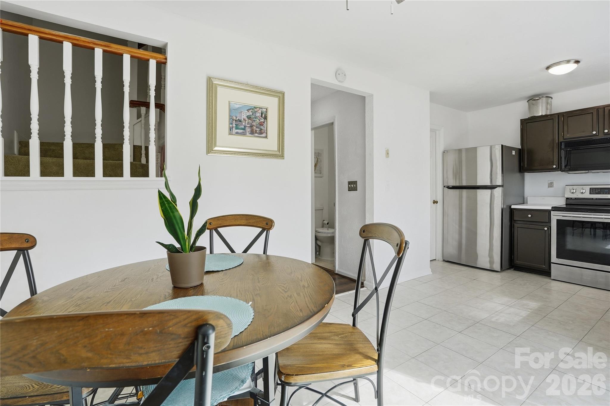 Townhouse at 9678 Old Gate Drive, Charlotte, photo 9 of 23