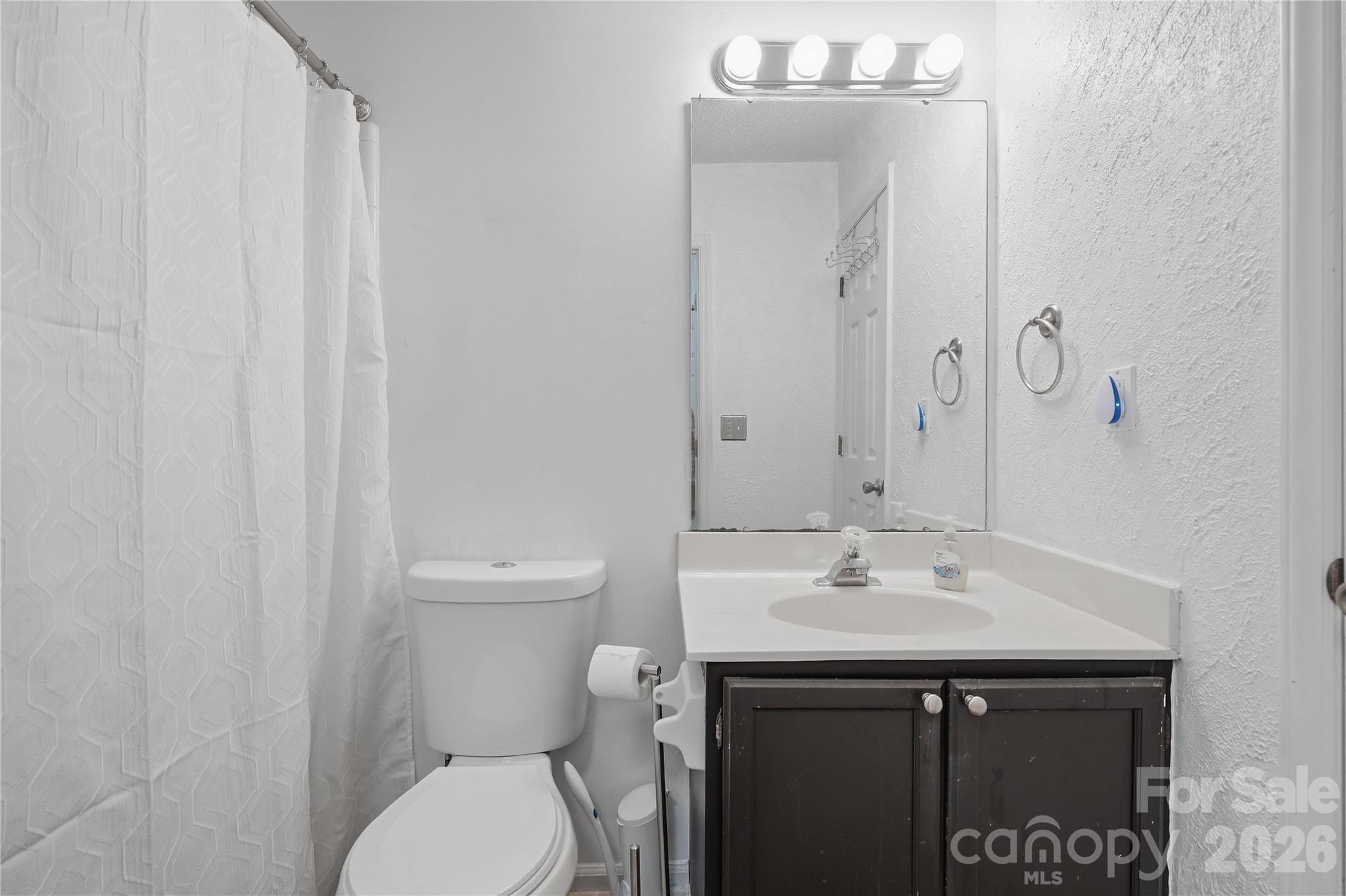 Townhouse at 9678 Old Gate Drive, Charlotte, photo 13 of 23