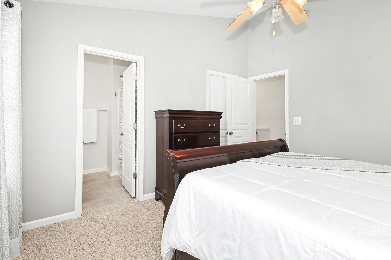 Townhouse at 3212 Kemptown Square, Waxhaw, photo 21 of 39