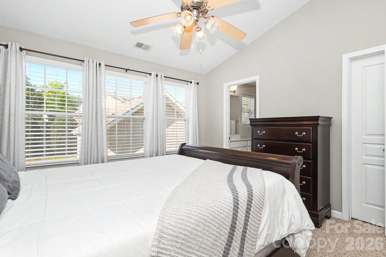Townhouse at 3212 Kemptown Square, Waxhaw, photo 22 of 39