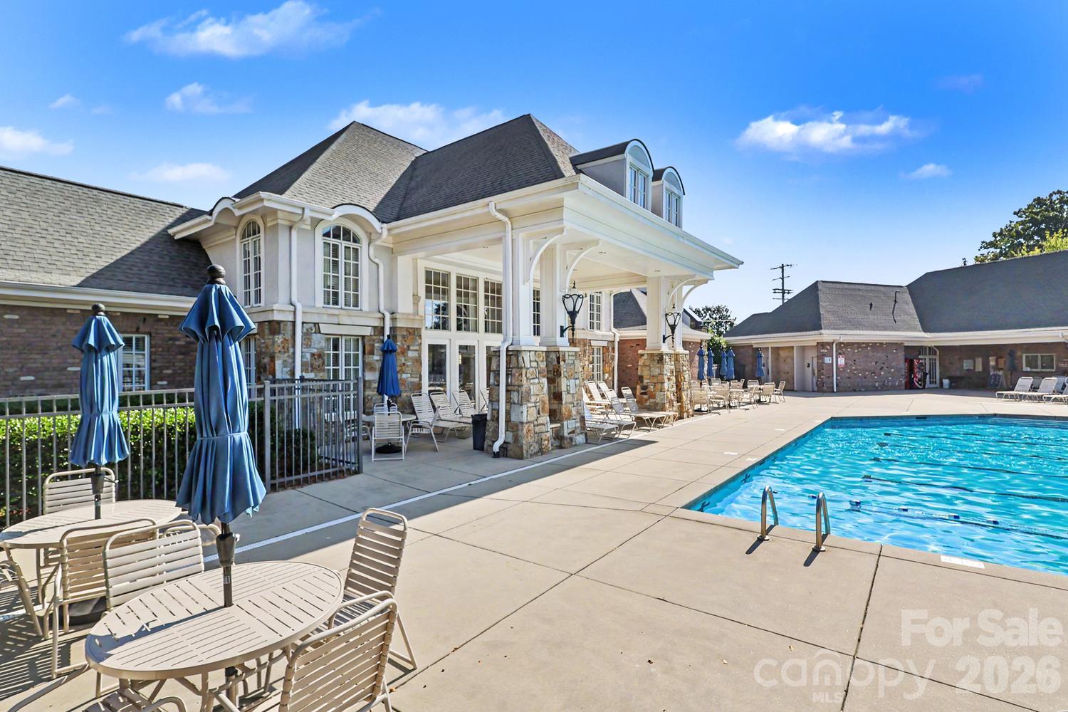 Townhouse at 3212 Kemptown Square, Waxhaw, photo 39 of 39