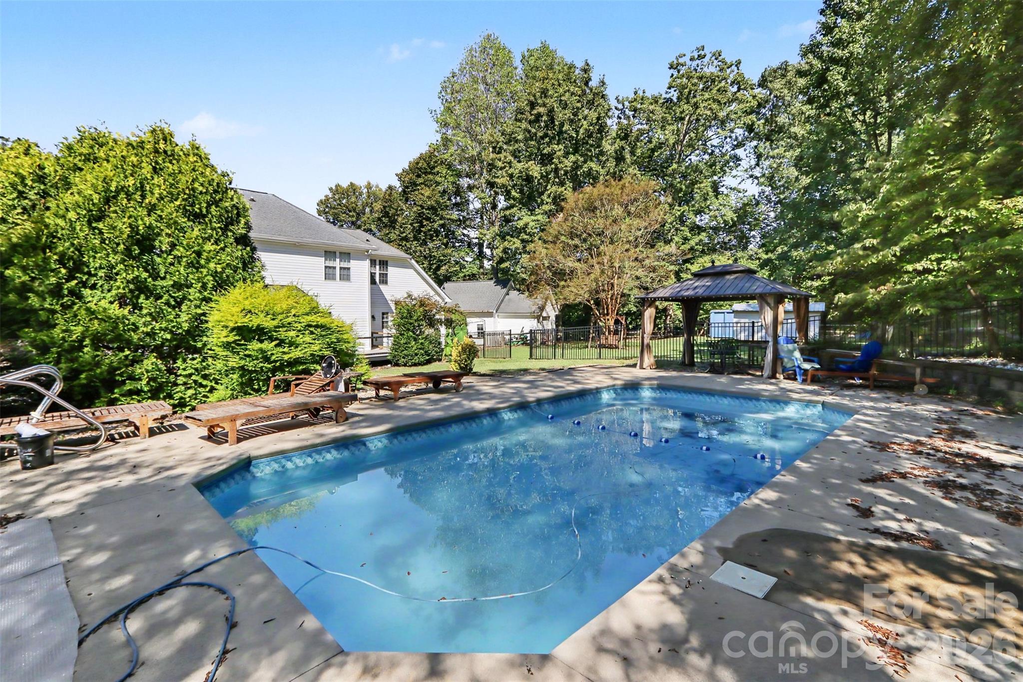 Single Family Residence at 1233 Waterford Road, Lincolnton, photo 2 of 35