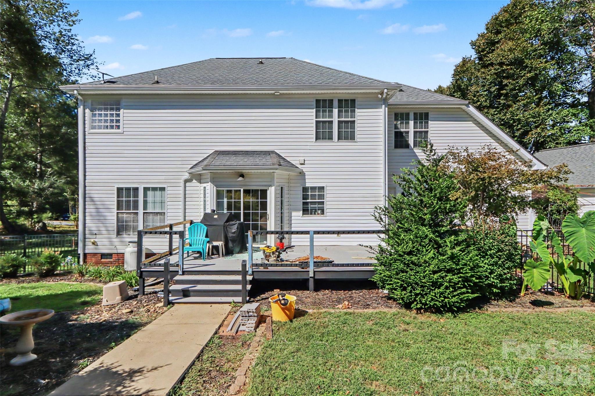 Single Family Residence at 1233 Waterford Road, Lincolnton, photo 9 of 35