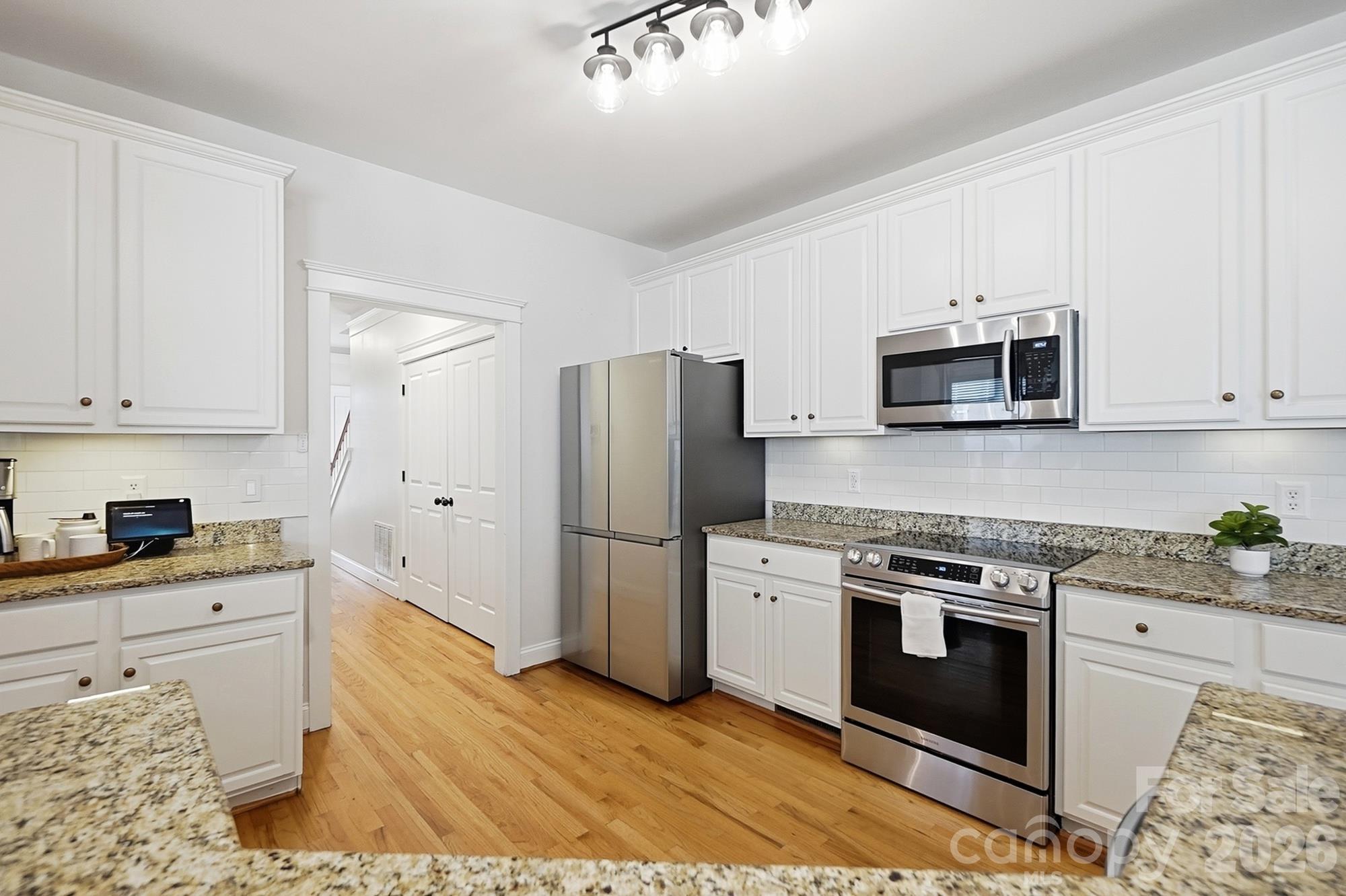 Single Family Residence at 7337 Cascading Pines Drive, Tega Cay, photo 16 of 47