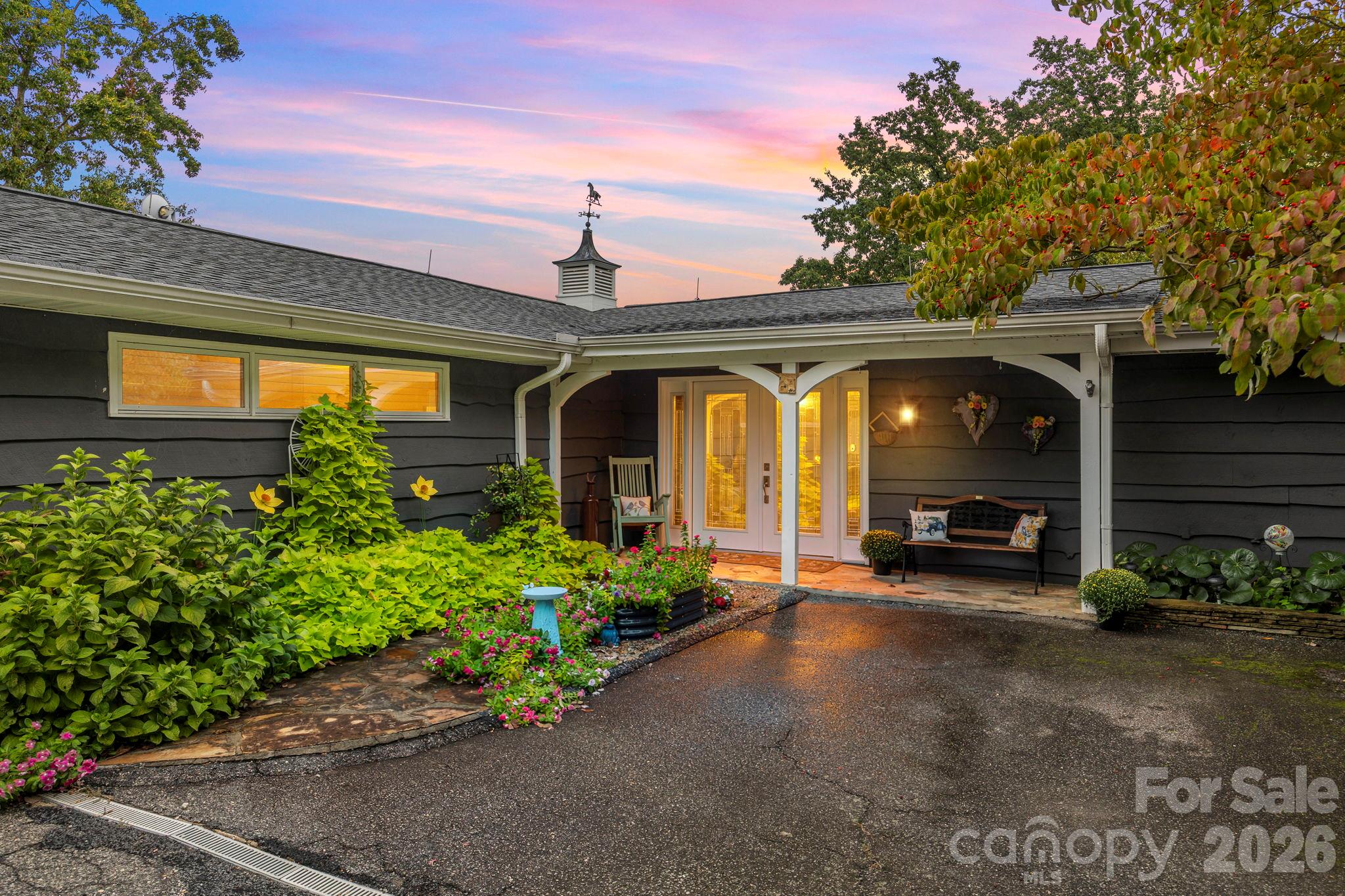225 Mockingbird Hill Road