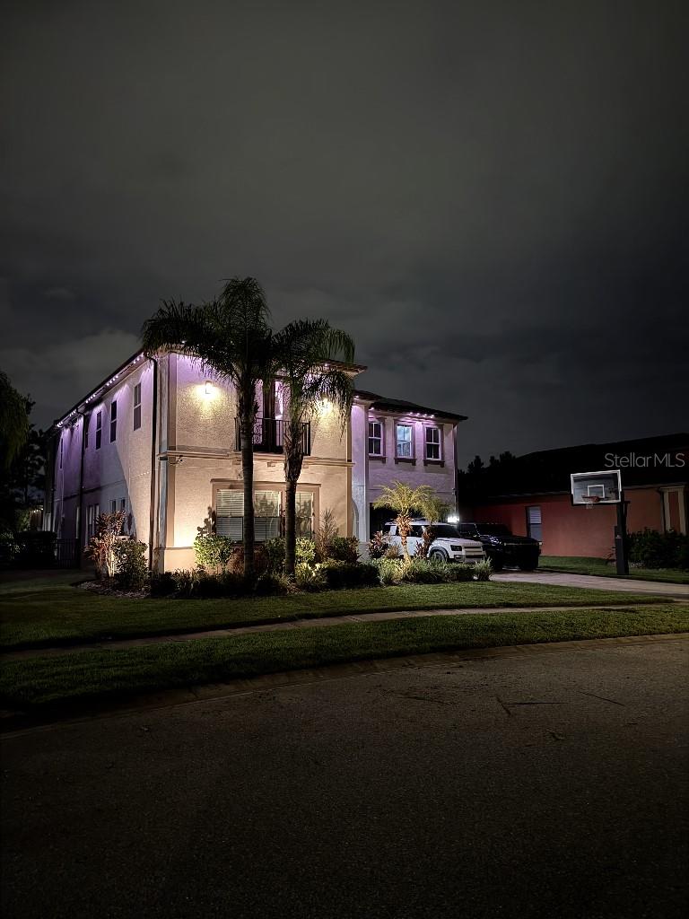 1907 HIDDEN SPRINGS DR