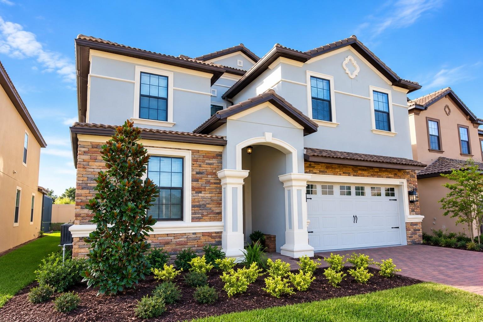 1524 MOON VALLEY DR