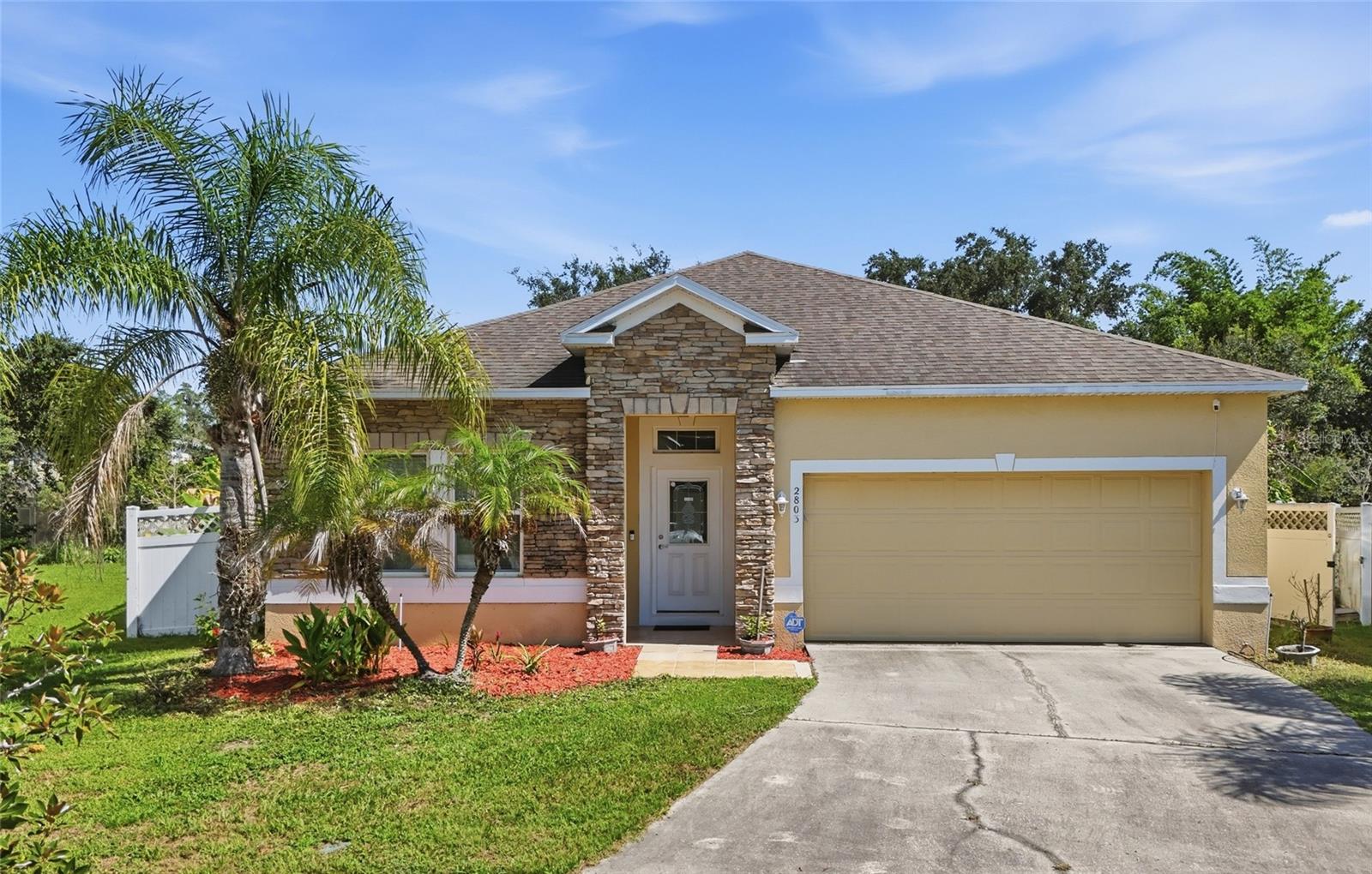 2803 MOONSTONE BND