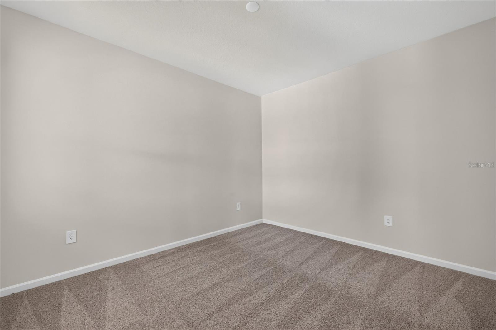 Villa at 11744 BOUNDLESS TER, VENICE, photo 4 of 58